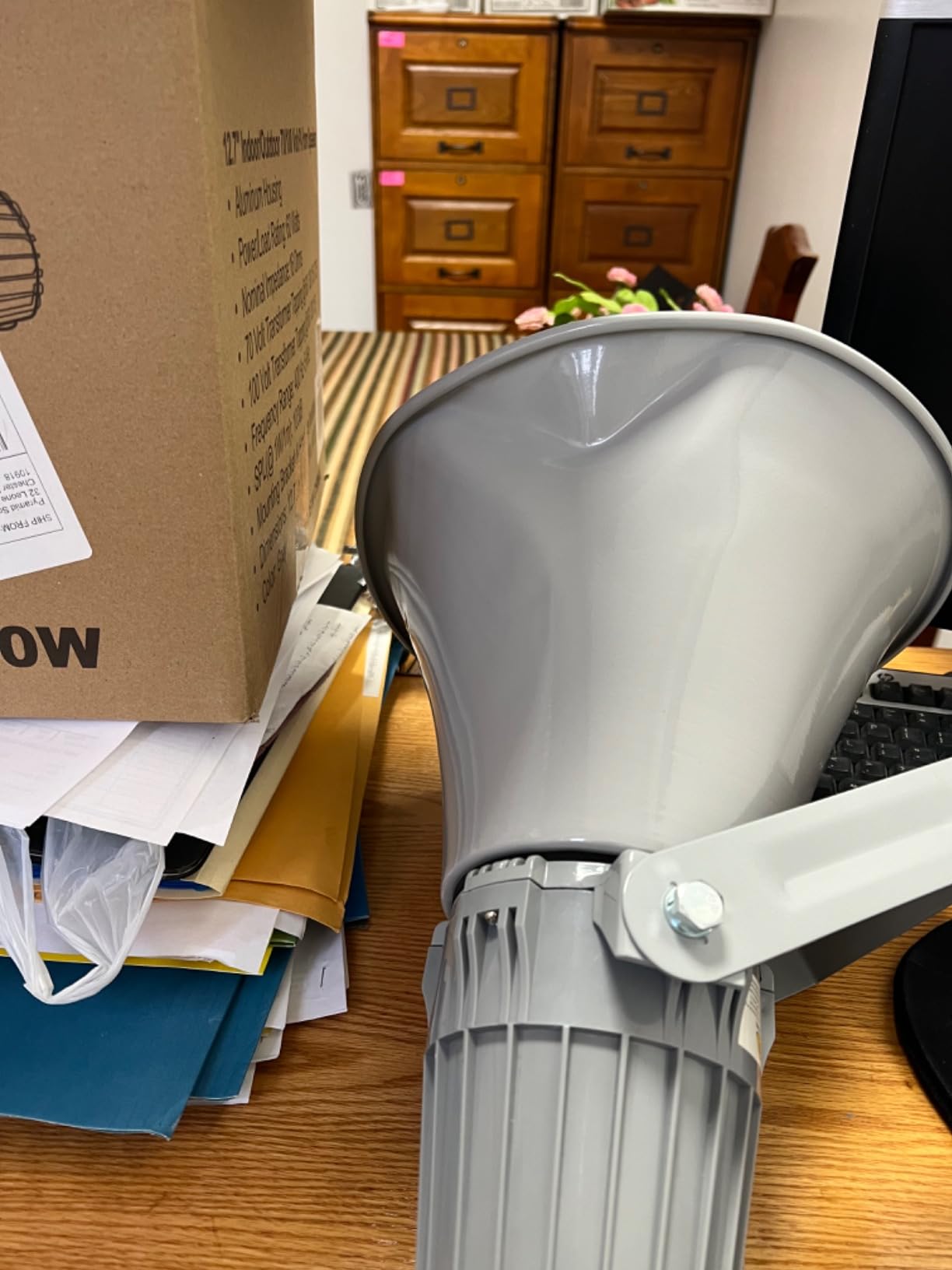 Indoor Outdoor PA Horn Speaker - 12.7 Inch 60 W Compact Loud Sound Megaphone w/ 400Hz-5KHzz Frequency, 16 Ohm, 70V/100V Transformer, Mounting Bracket Hardware, For 70V/100V Audio System - Pyle PHSP12 customer photo 2
