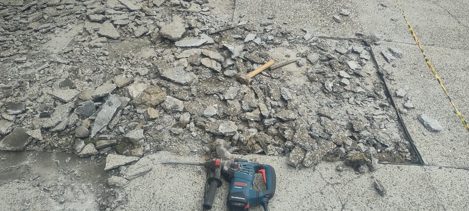 BOSCH RH328VC 1-1/8 Inch SDS-plus Rotary Hammer with Variable Speed, Vibration Control customer photo 2