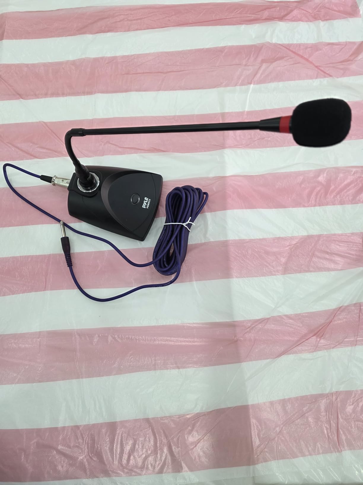 Desktop Gooseneck Wired Microphone System - Table Mounted Corded Voice Condenser Mic with Pop Filter - XLR to 1/4'' Sound Cord - for Karaoke, Conference, Studio Audio Recording - Pyle PDMIKC5 Black customer photo 1