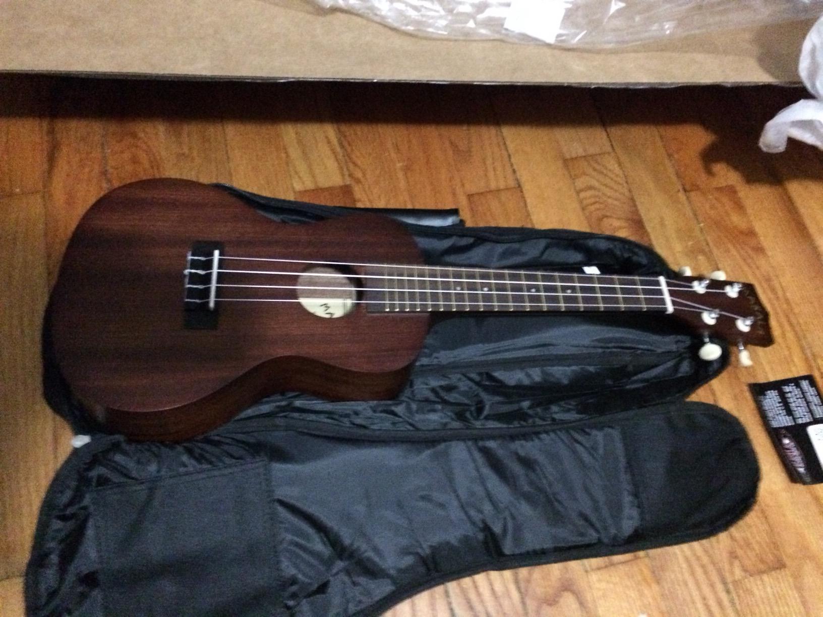 Kala MK-C Makala Concert Ukulele Bundle with Gig Bag, Tuner, Strap, Aquila Strings, Online Lessons, Austin Bazaar Instructional DVD, and Polishing Cloth customer photo 2