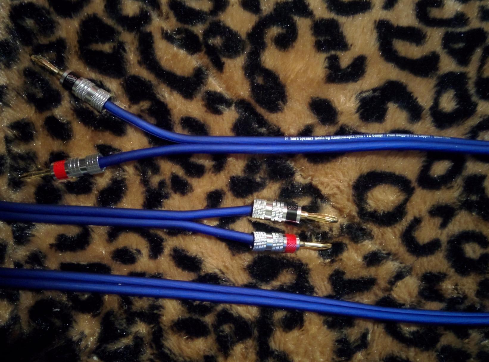 KnuKonceptz Kord Speaker Cable 12 Gauge Oxygen Free Copper Speaker Wire - 100 Feet Blue customer photo 1