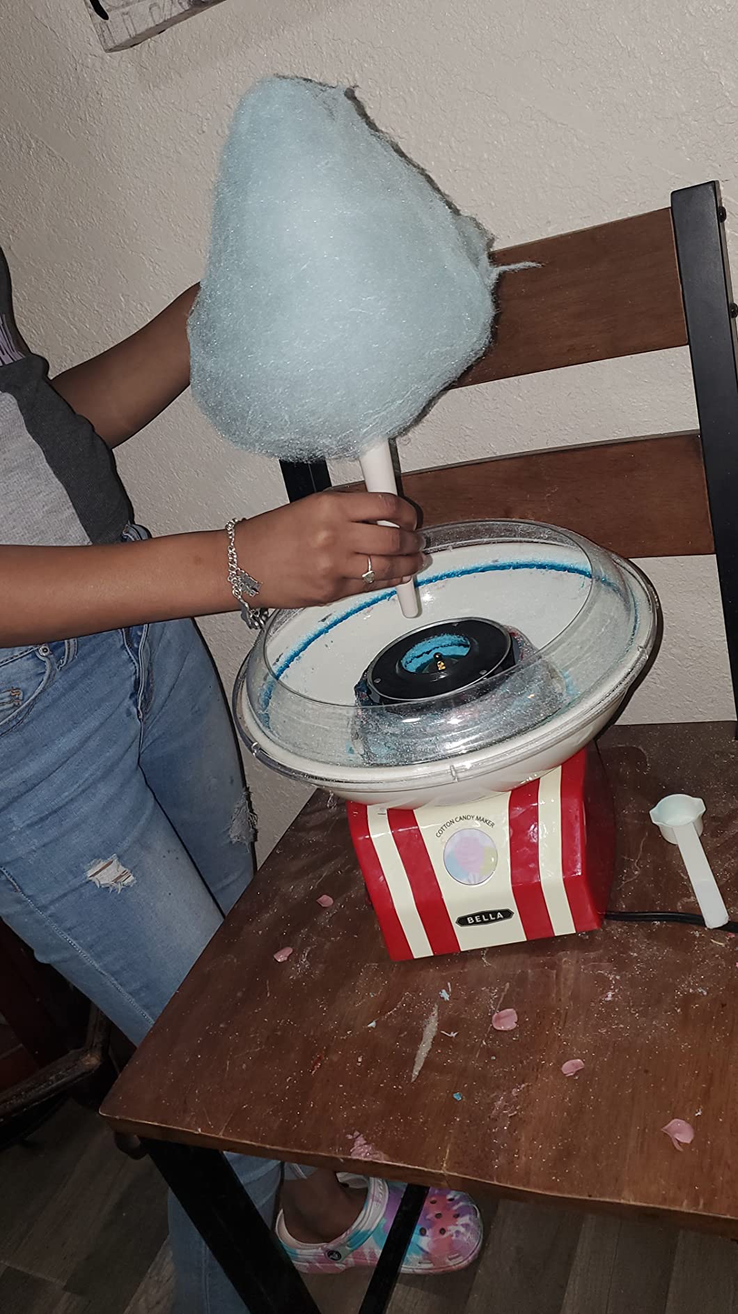BELLA 13572 Cotton Candy Maker, Red and White customer photo 1