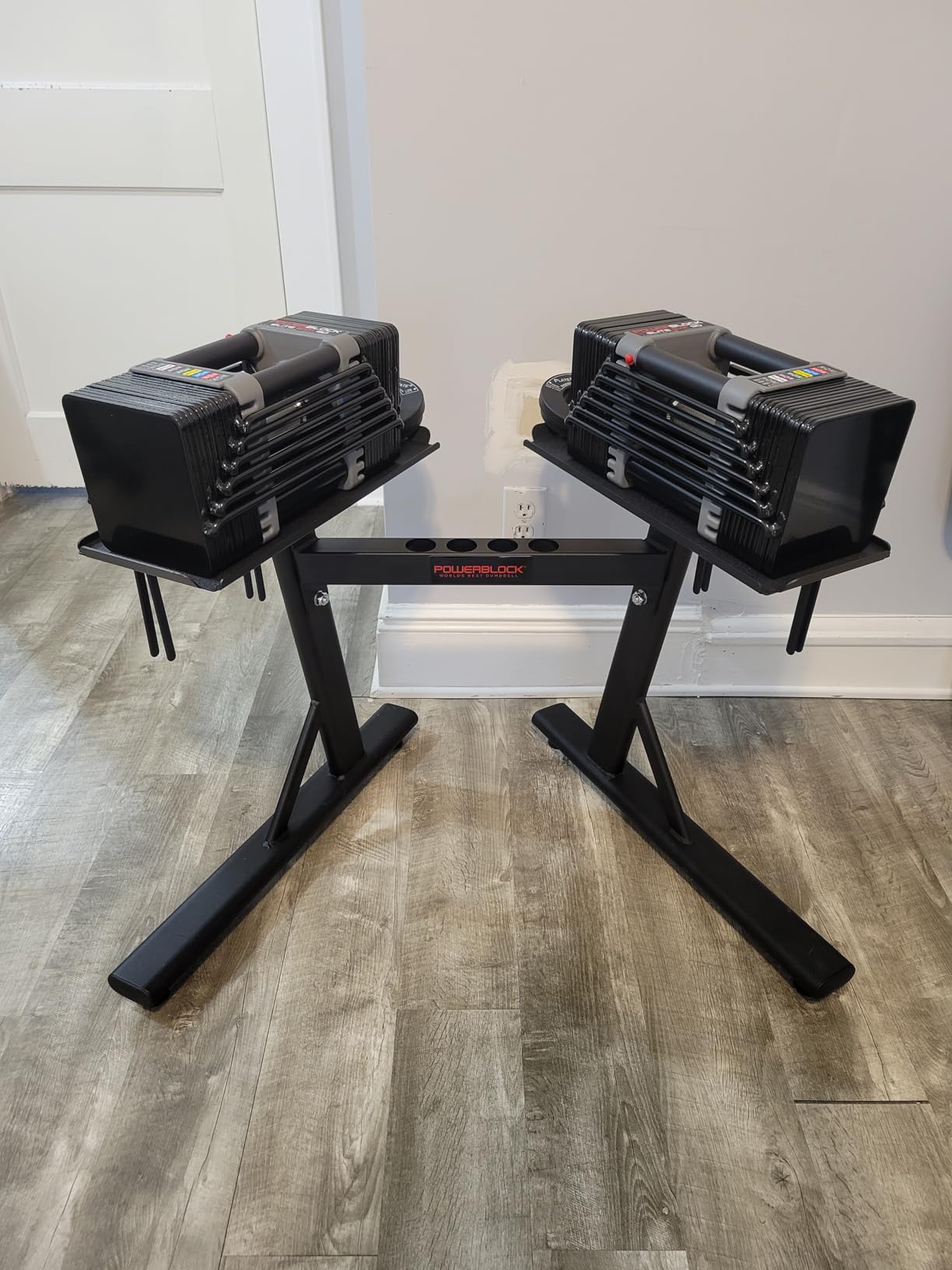 PowerBlock Elite EXP Adjustable Dumbbells, Sold in Pairs, Stage 1, 5-50 lb. (Expandable to 90 lbs per hand) customer photo 1