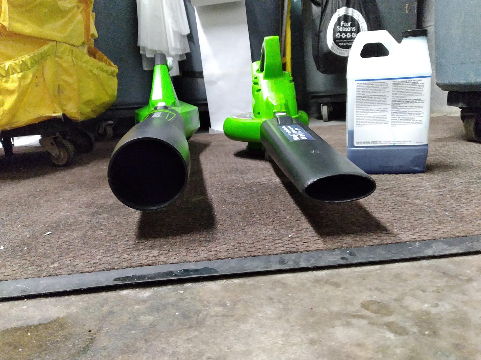 Greenworks 40V (185 MPH / 340 CFM) Cordless Brushless Leaf Blower/Vacuum with Bag, Battery-Powered, Ergonomic Design for Efficient Leaf & Grass Clipping Cleanup, Includes 4.0Ah Battery & Charger customer photo 1