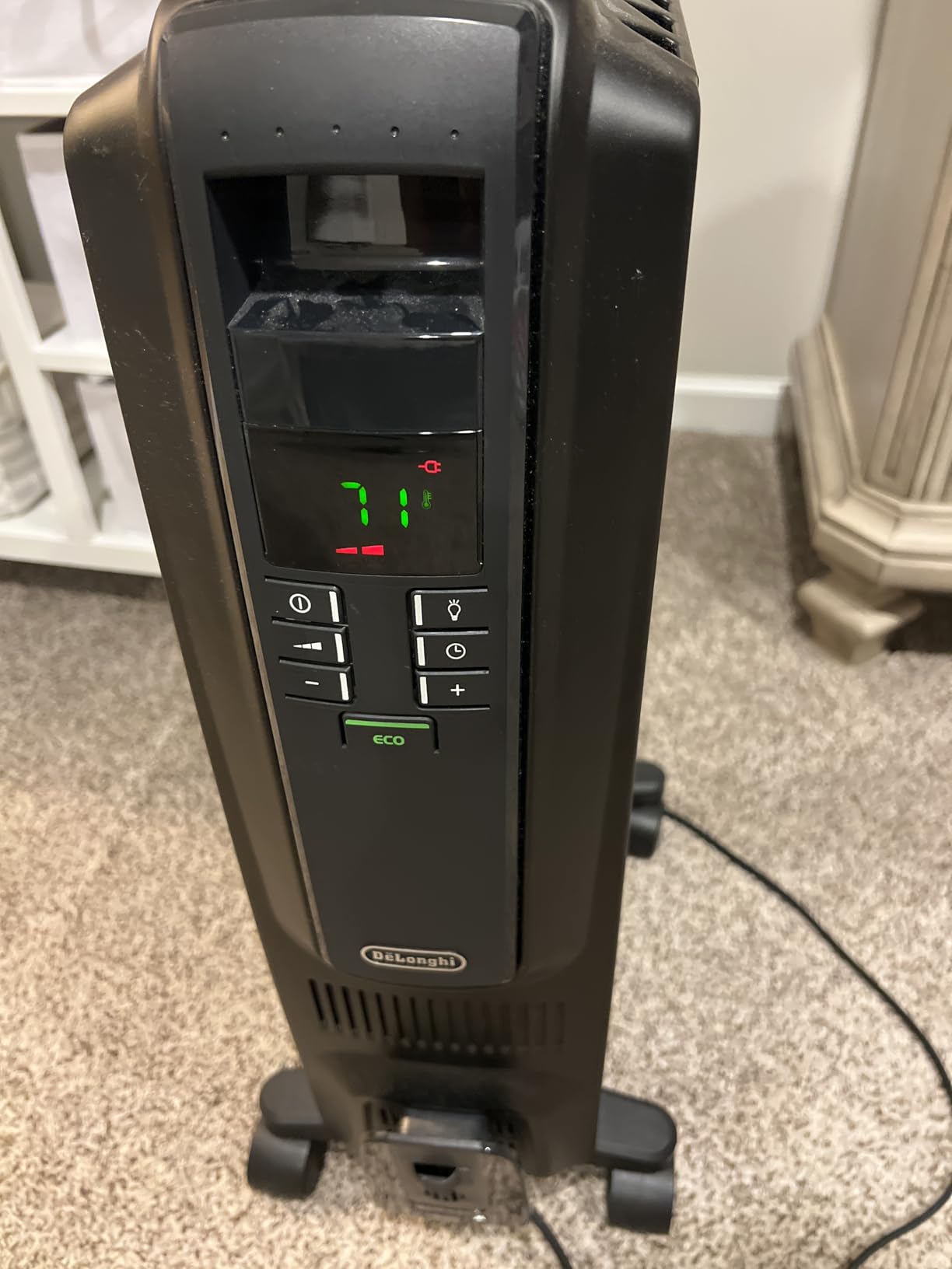 De'Longhi Dragon Digital Oil Filled Radiator Heater, 1500W Electric Space Heater for indoor use, programmable timer, Energy Saving, full room heater with safety features TRD40615E customer photo 2