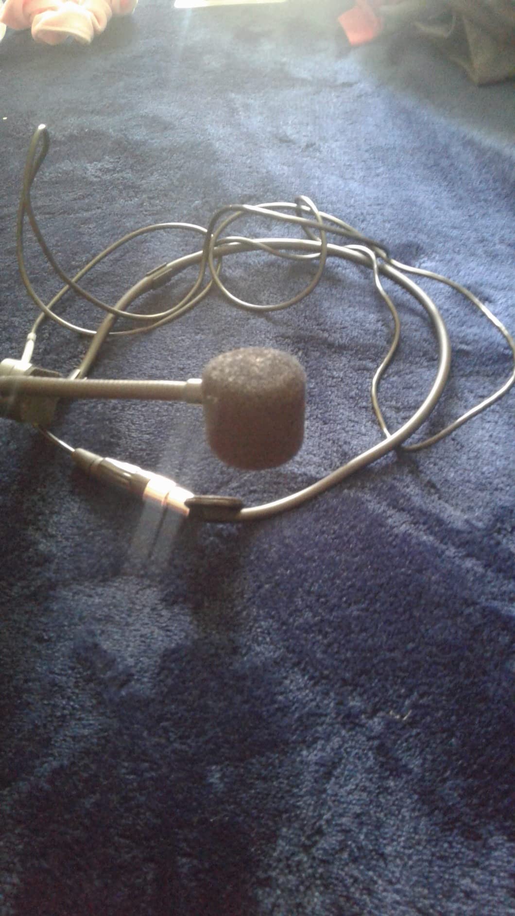 Shure PGA31-TQG Headworn Microphone Wireless customer photo 1
