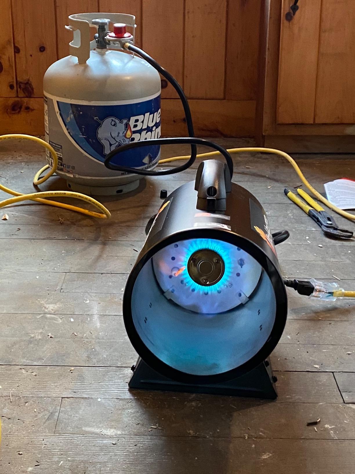Mr. Heater 60,000 BTU Quiet Burner Technology Forced Air Propane Heater customer photo 1