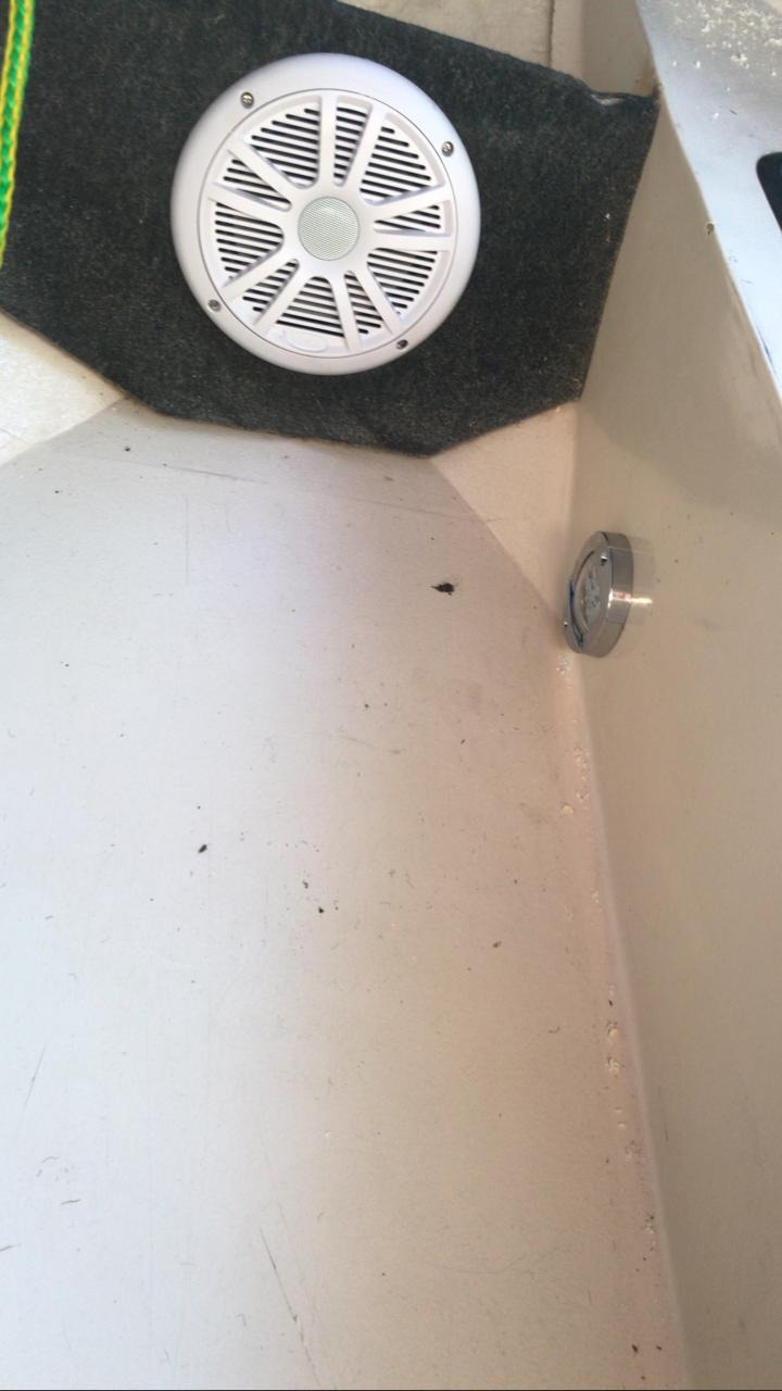 BOSS Audio Systems ASK904B.64 Marine Bluetooth 6.5in Speakers & Amplifier customer photo 1