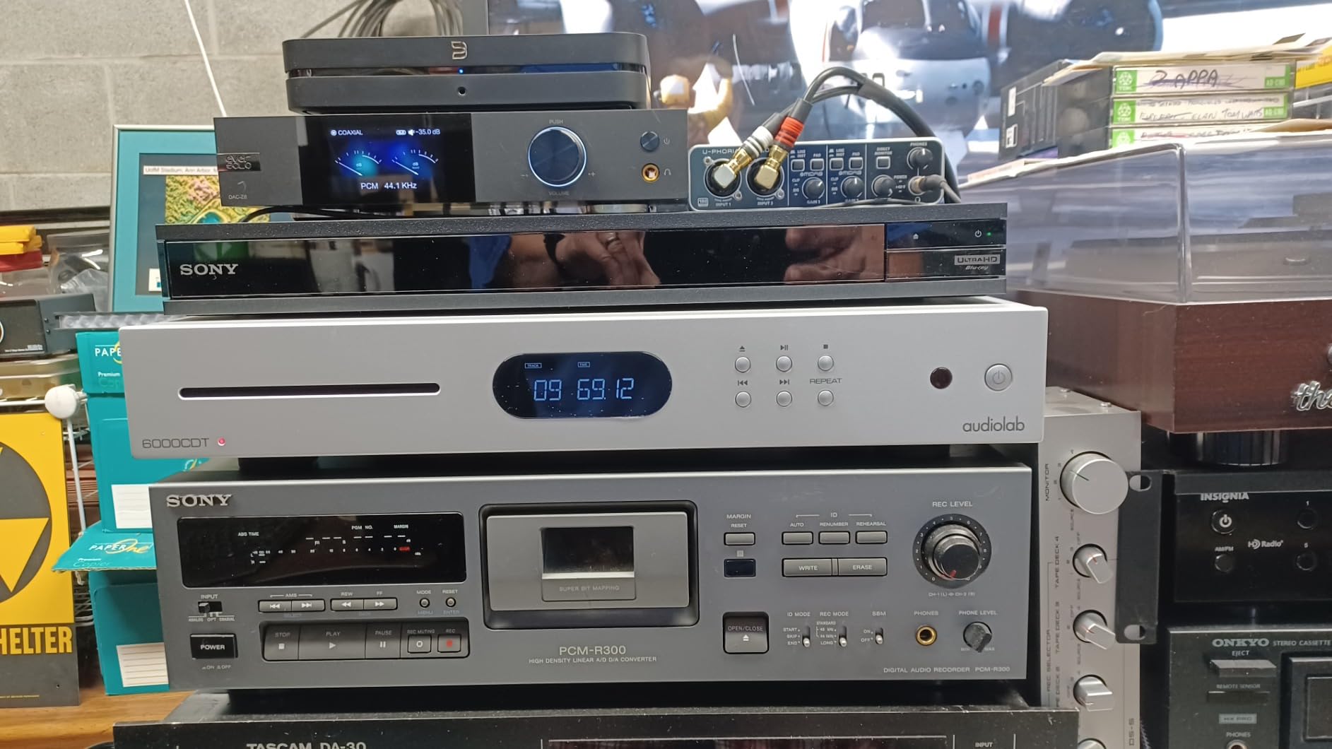 Audiolab 6000CDT Dedicated CD Transport with Remote (Silver) customer photo 2