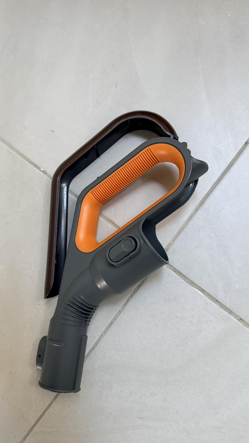 Bissell Hard Floor Expert Multi-Cyclonic Bagless Canister Vacuum, 1547 customer photo 2