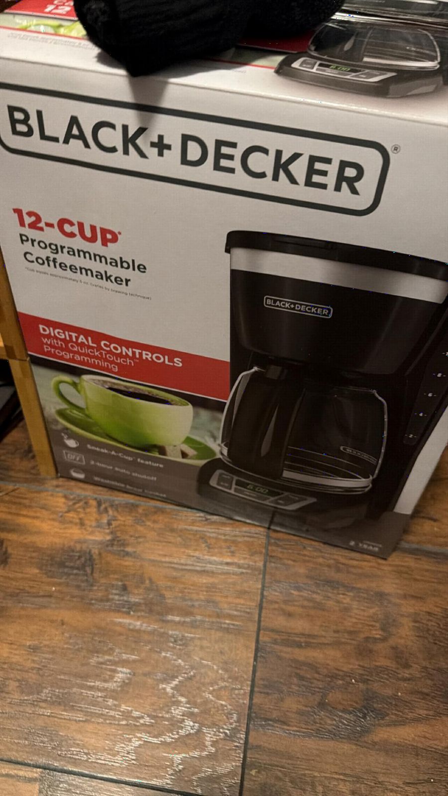 BLACK+DECKER 12-Cup Drip Coffee Maker with Vortex Brewing customer photo 2