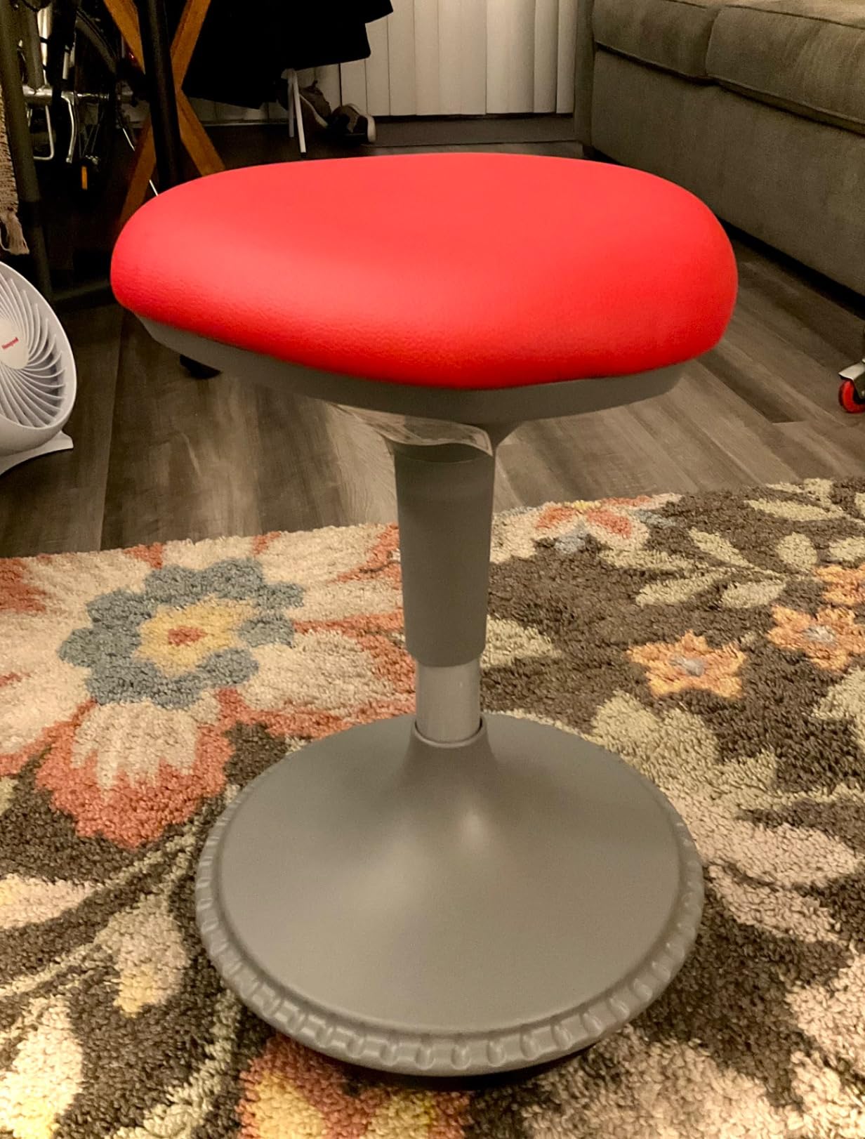 Learniture Adjustable Height Active Learning Stool for Office Desks and Classrooms, Foam-Padded Backless Wobble Stool with Rocking Motion, Black customer photo 2