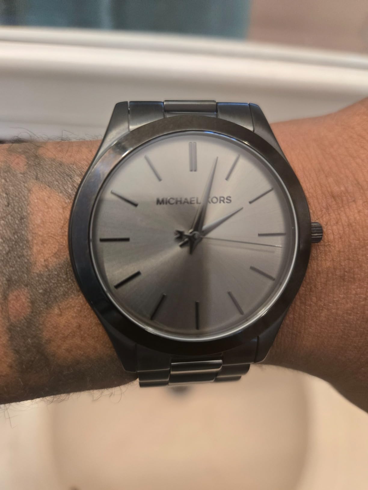 Michael Kors Oversized Slim Runway Men's Watch, Stainless Steel Watch for Men customer photo 2