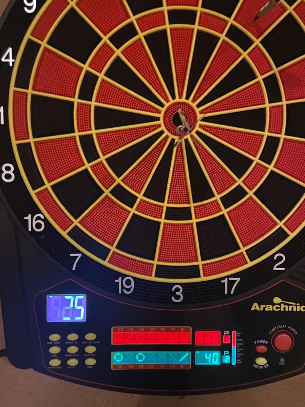 Arachnid Cricket Pro 450 Electronic Dartboard customer photo 2
