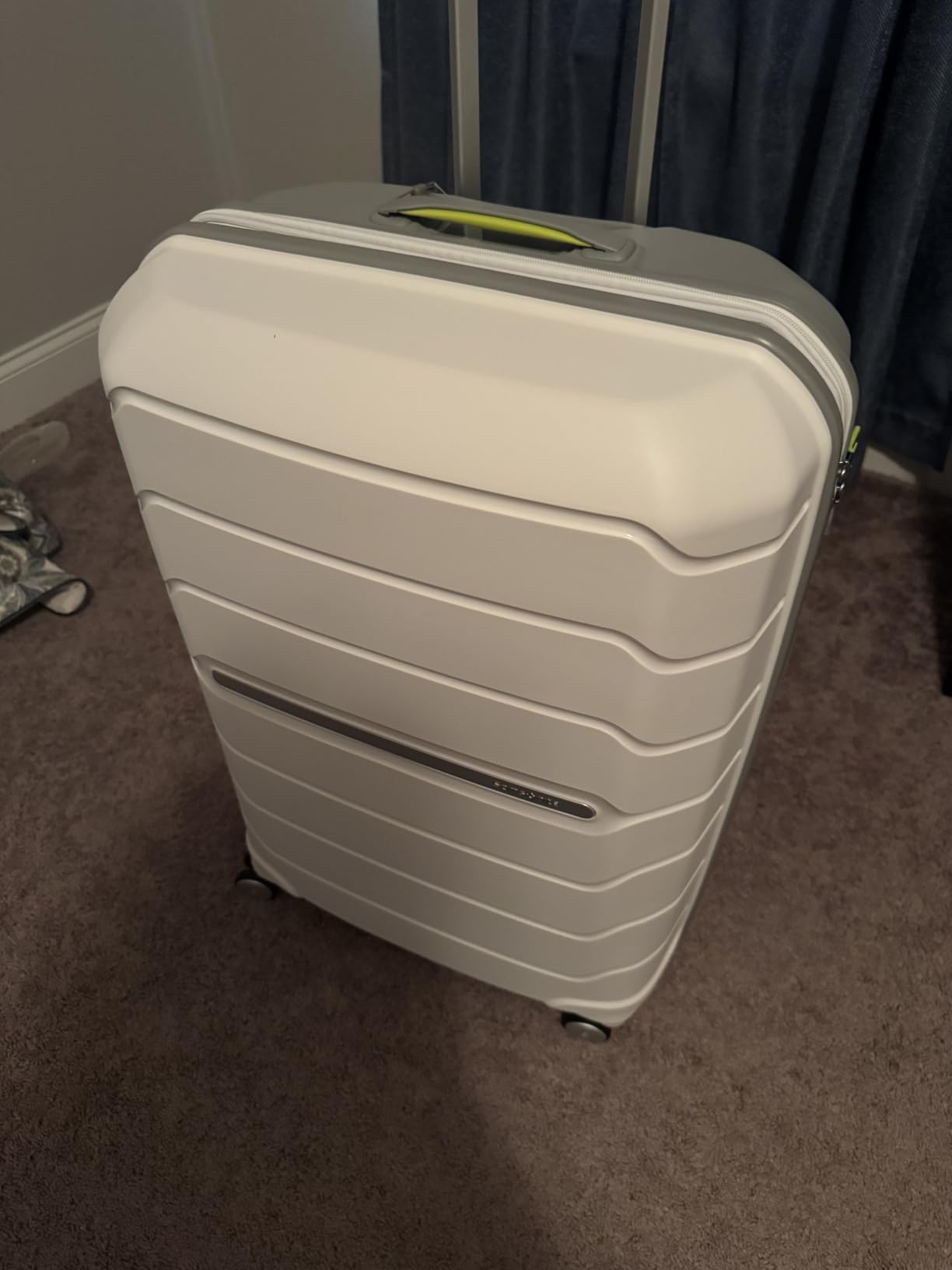 Samsonite Freeform Hardside Carry-On Luggage with Spinner Wheels - Sage Green customer photo 2