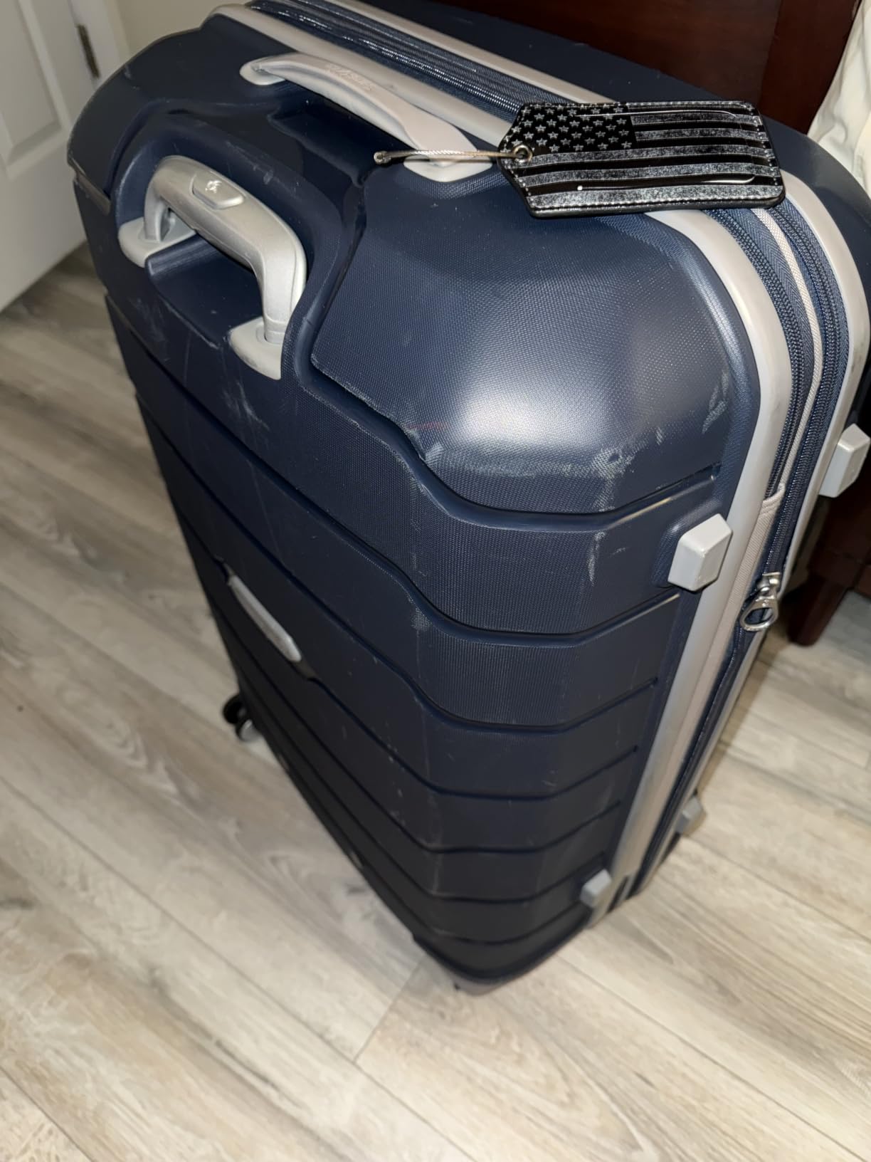 Samsonite Freeform Hardside Carry-On Luggage with Spinner Wheels - Hardshell Suitcase - TSA, Airline-Approved - Expandable Hard Shell, Smooth Rolling Wheels for Lightweight Travel - Black customer photo 2
