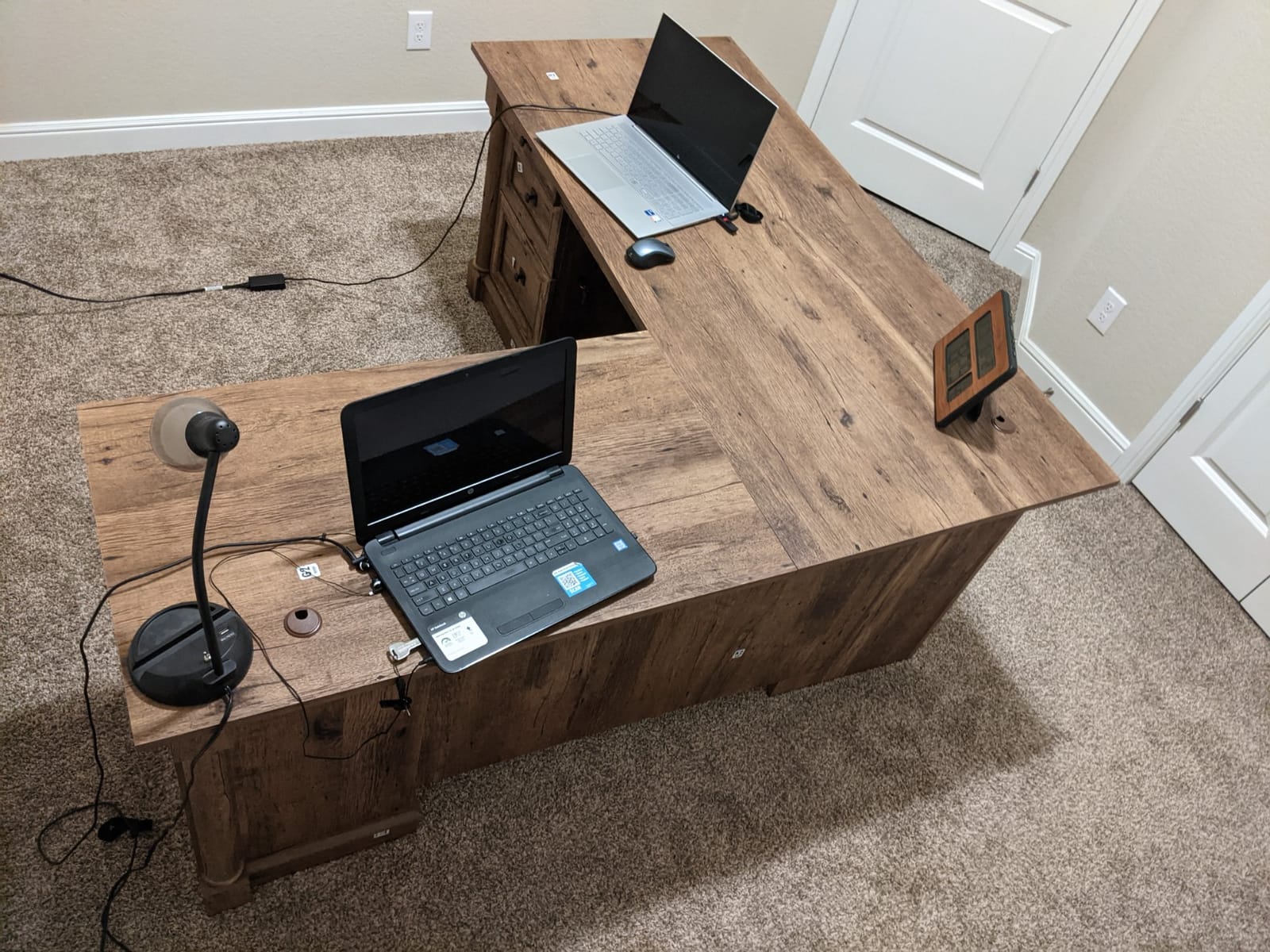 Sauder Palladia L Shaped Desk with Drawers, Office Desk with File Cabinet Storage, Cable Management, Keyboard Tray, in Vintage Oak Finish customer photo 1