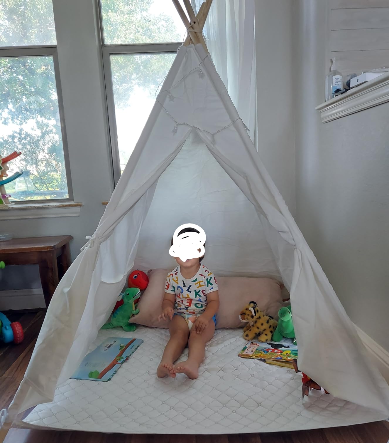 Little Dove Teepee Tent for Kids with Star Lights, Mat & Campfire Toy customer photo 1