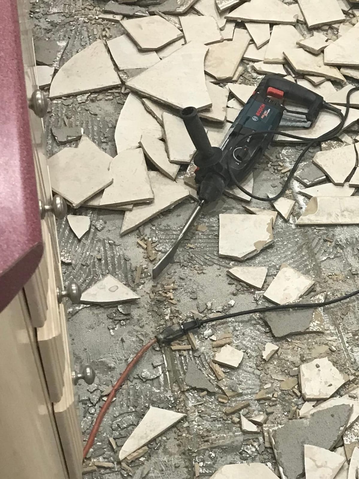 Bosch GBH2-28L SDS-plus Bulldog Xtreme Max 1-1/8 In. Rotary Hammer customer photo 1