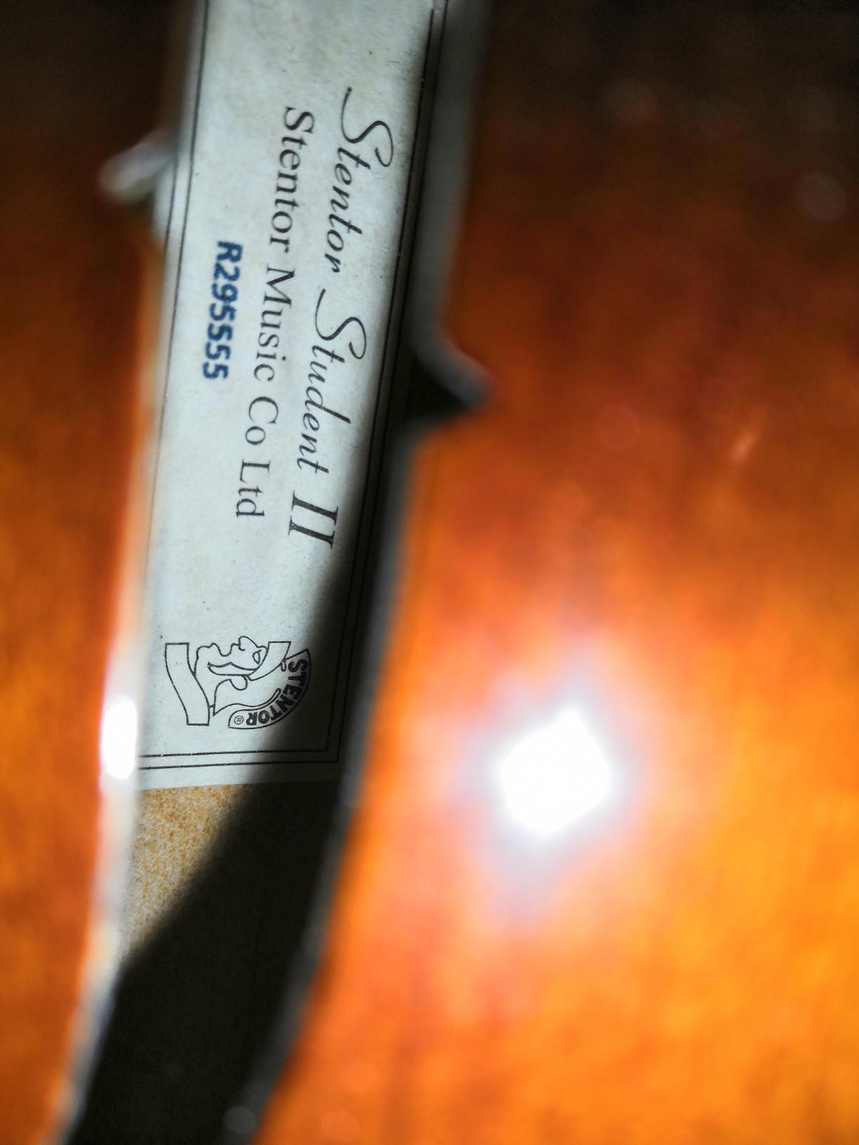 Stentor 1400A2-4/4 4-String Violin, 4/4 customer photo 2