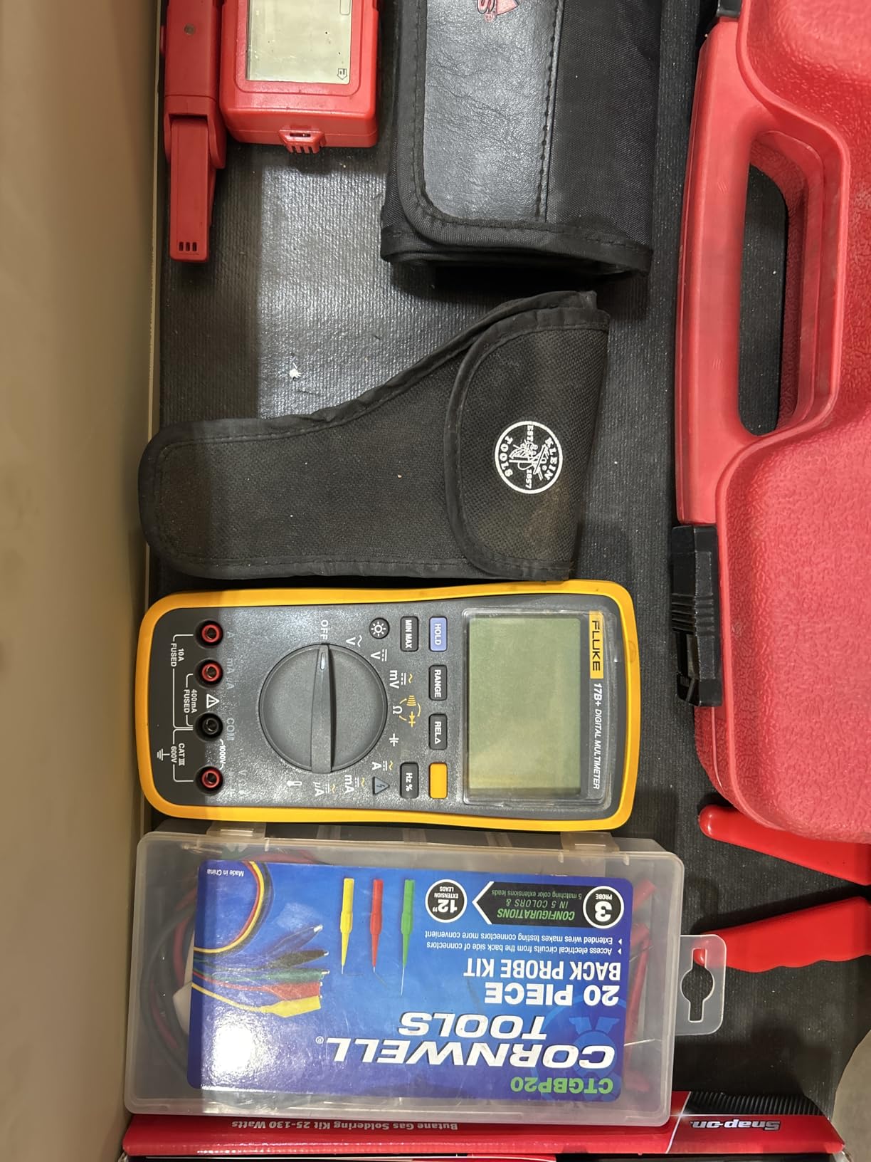 Fluke 17B+ Digital Multimeter, for Electrical Applications, Measures AC/DC Voltage 1000V, Current Measurements to 10A, Resistance, Continuity, Diode, Capacitance, Frequency, and Temperature Testing customer photo 2