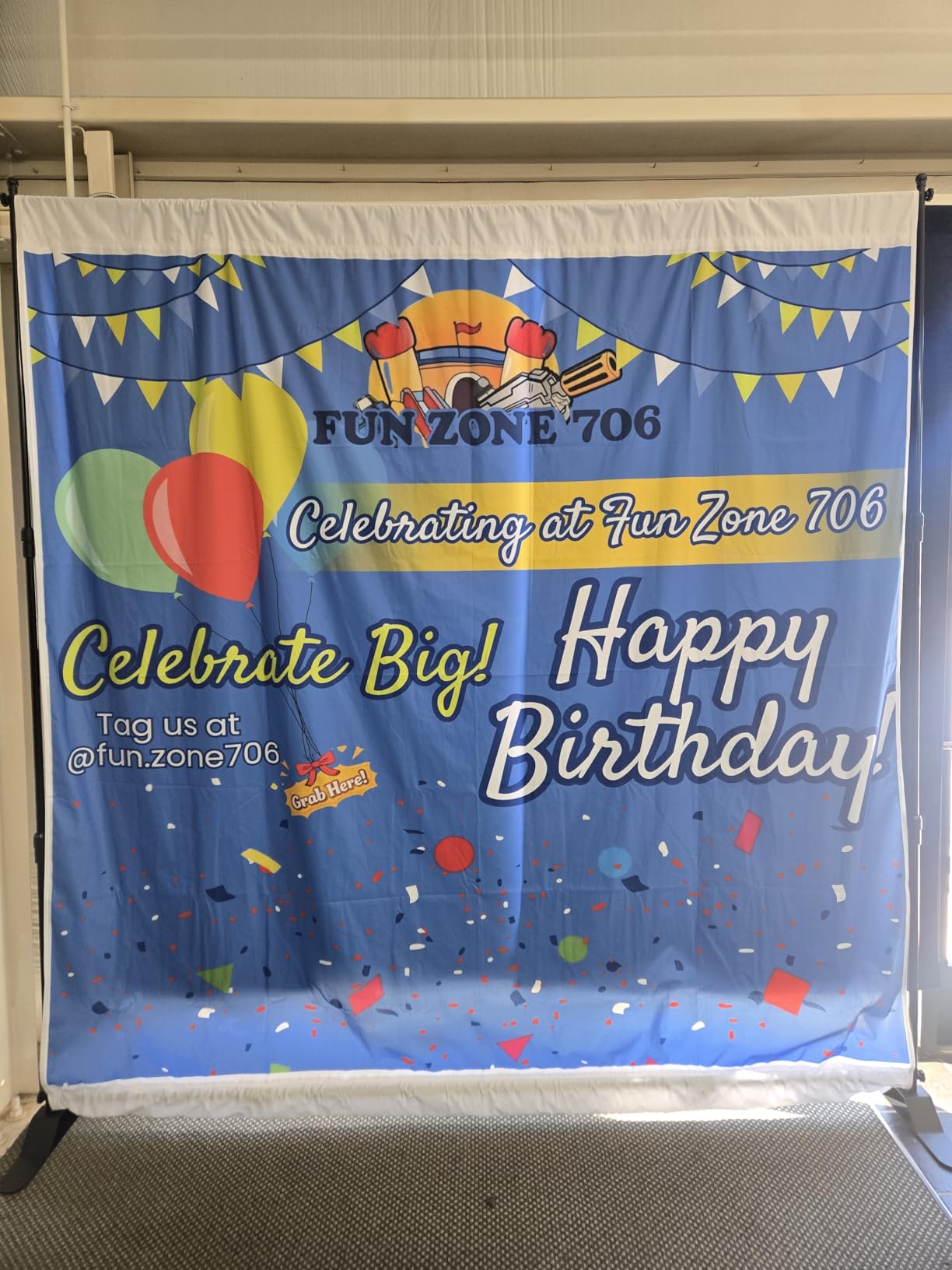 EMART 10x8ft Backdrop Banner Stand Adjustable Backdrop Stand Heavy Duty | Photo Backdrop Stand with Carrying Bag for Trade Show,Professional Photo Booths,Party,Step and Repeat Background Display customer photo 1