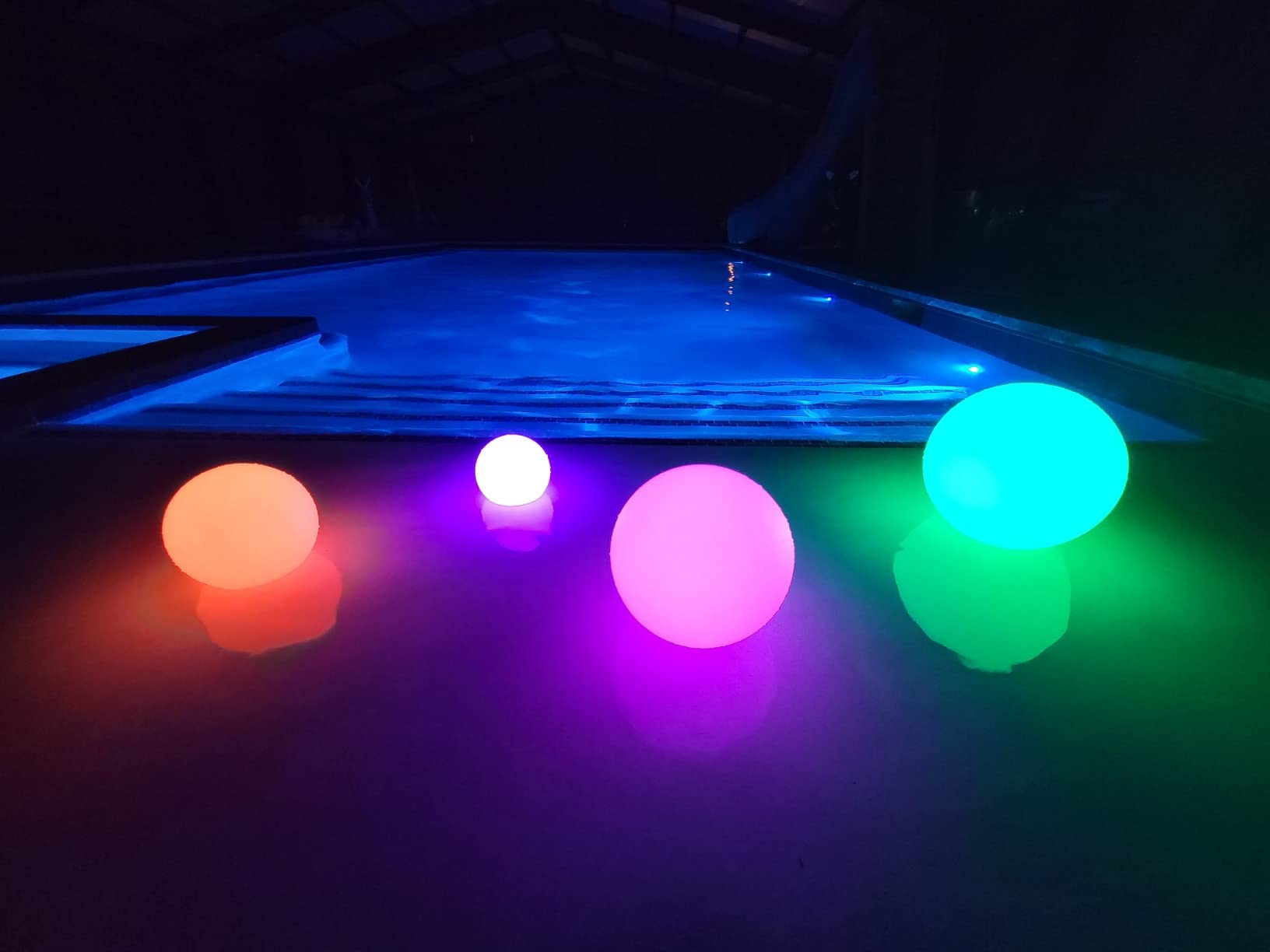 LOFTEK Floating Pool Lights - 6-inch Cordless Ball Light with Remote - 3 Modes & 16 RGB Color Changing Lamp Dimmable - Rechargeable & Hangable & Waterproof Shower Lamp for Party Decor customer photo 2