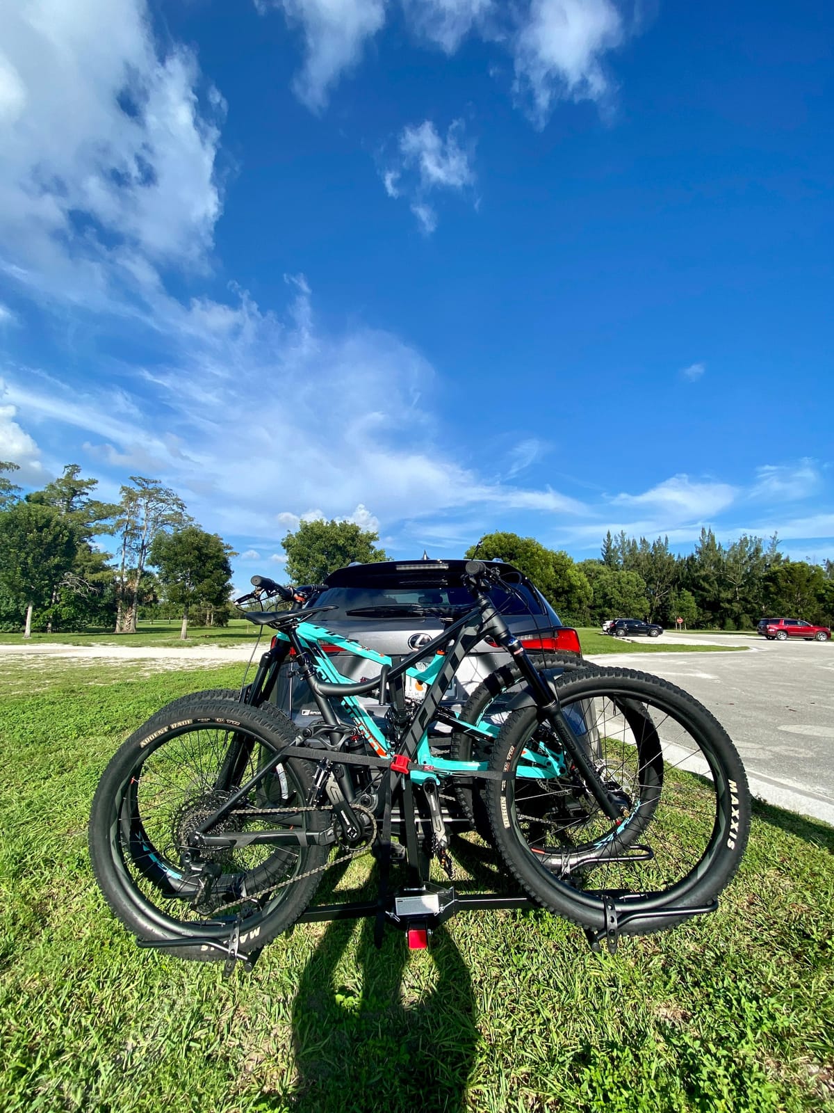 MaxxHaul Platform Bike Rack for 2 Bikes - Hitch Mounted Tray Carrier (50027) customer photo 2