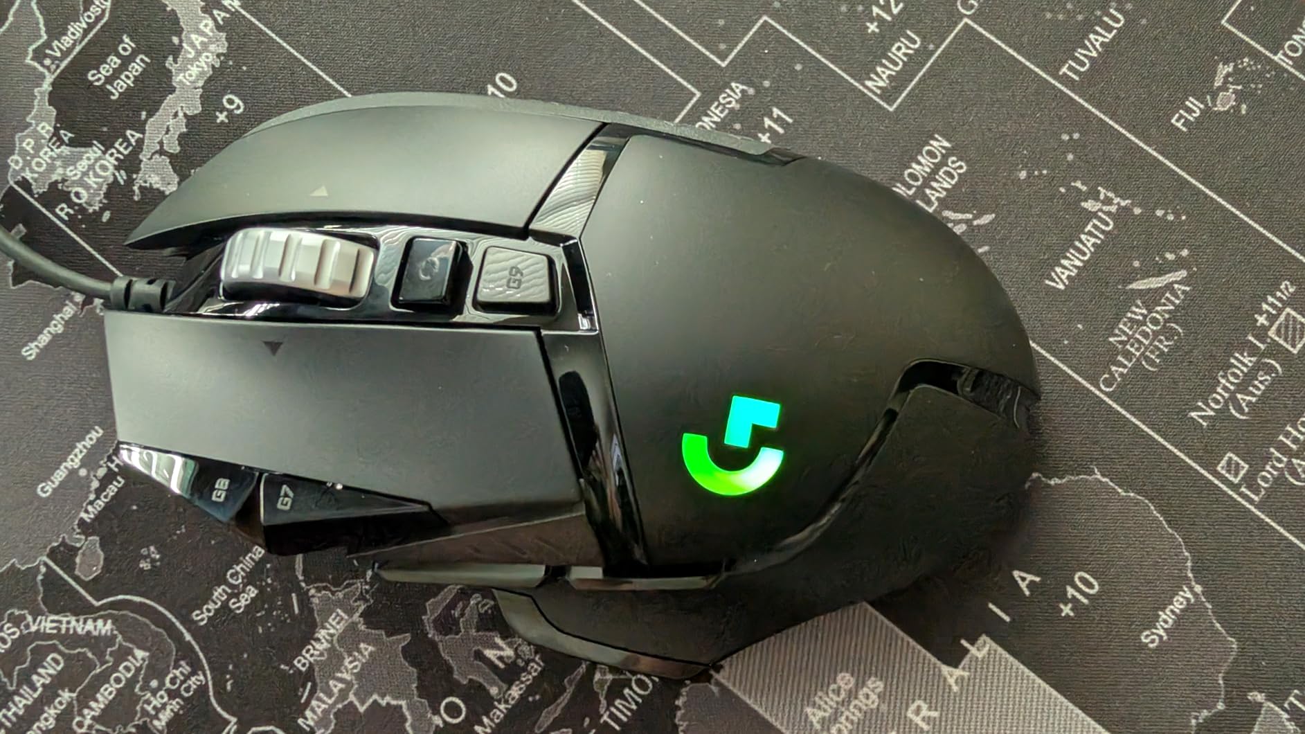 Logitech G502 Hero Wired Gaming Mouse - Black customer photo 1