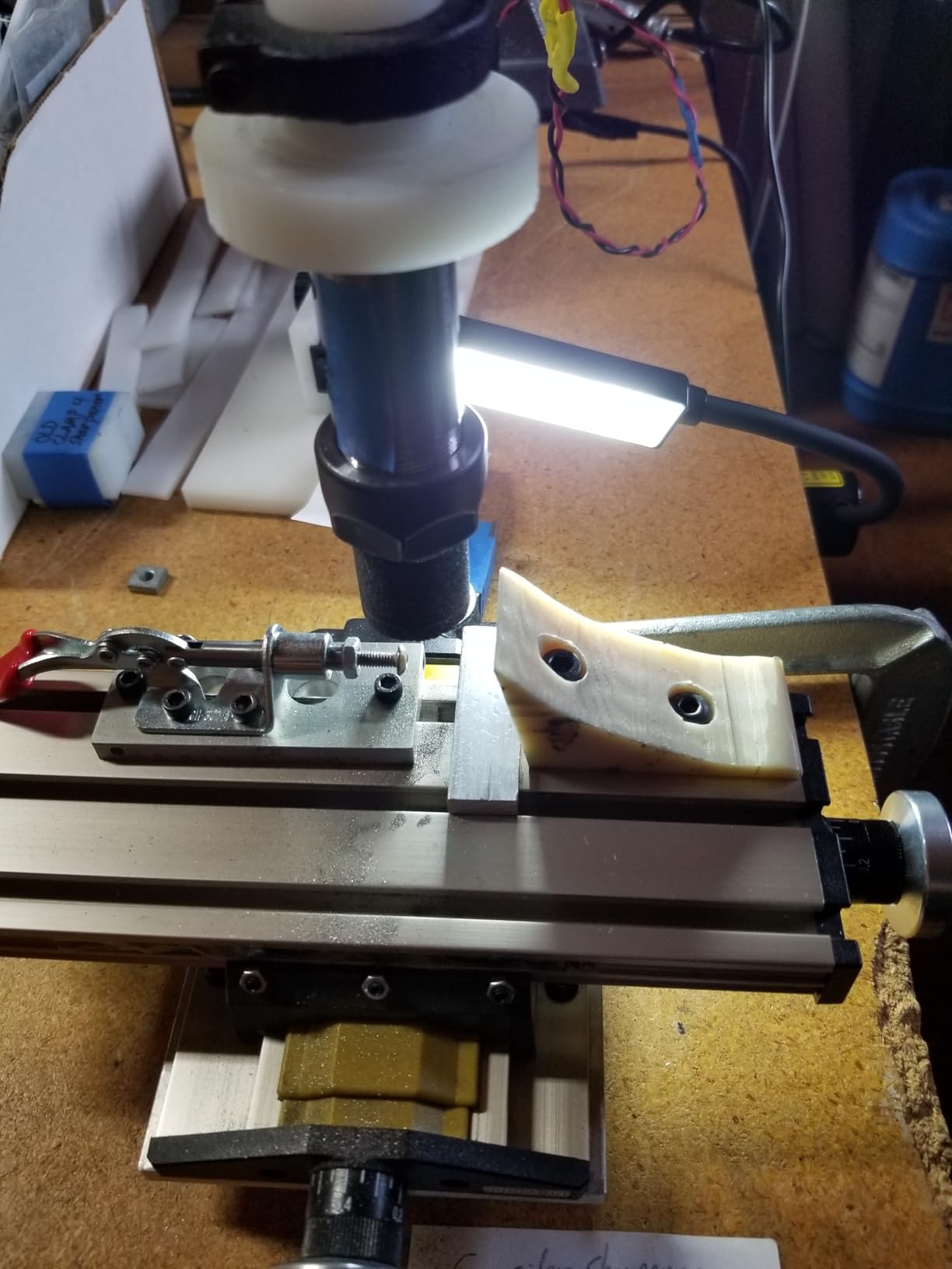 LED Sewing Machine Light, POWKER 30 LED Magnetic Mount Drill Press Light with Flexible Silicone Coating Gooseneck for Sewing Machine, Drill Presses, Desks, Music Stands, Craft, Workbenches, Lathes Lamps customer photo 1