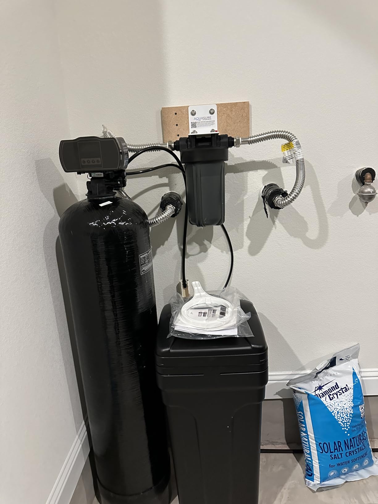 Aquasure 32,000 Grains Whole House Water Filter Bundle with Automatic Digital Metered Control Softener and 75 GPD RO Reverse Osmosis Drinking System | Removes Hardness | Ideal for 1-3 bathrooms customer photo 1