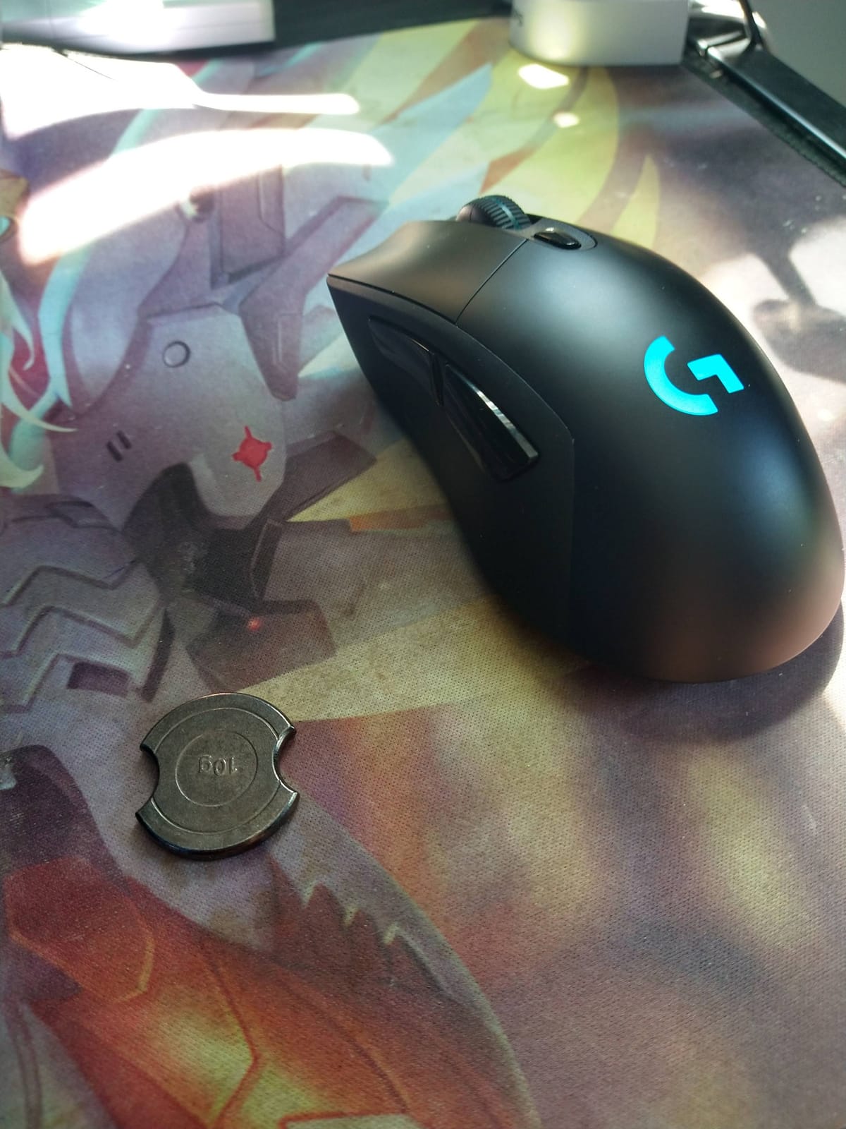 Logitech G703 Lightspeed Wireless Gaming Mouse W/Hero 25K Sensor, PowerPlay Compatible, Lightsync RGB, Lightweight 95G+10G Optional, 100-25,600 DPI, Rubber Side Grips - Black customer photo 1