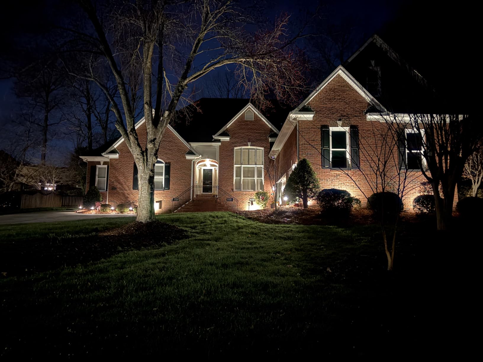 hykolity Low Voltage LED Landscape Wall Wash Light, Outdoor Spotlights | Die-Cast Aluminum, Waterproof Low Voltage Landscape Lighting, 7.4W 430LM 12V-15V, Wired Spot Lights for Tree Building, 4 Pack customer photo 1
