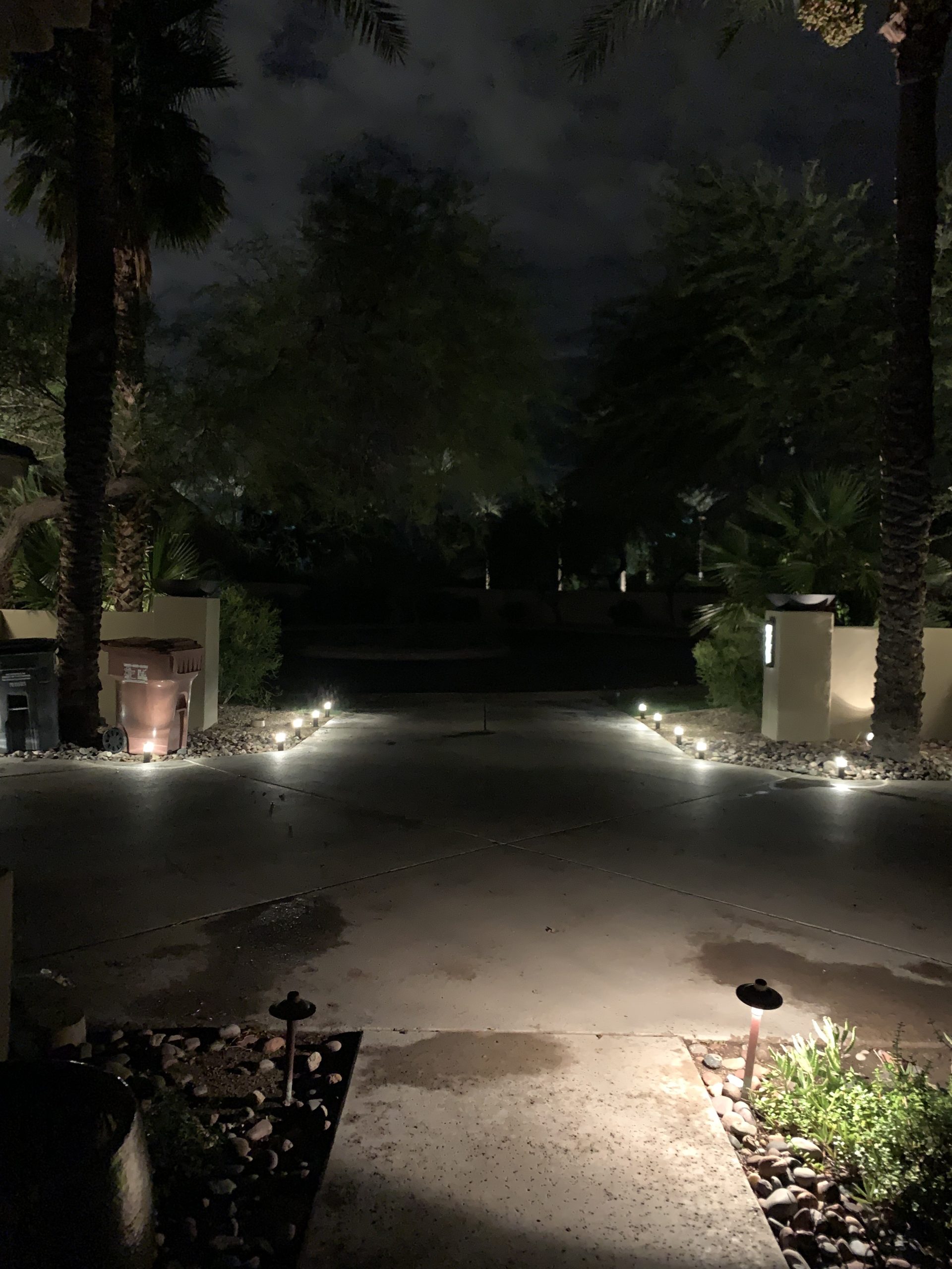 hykolity Low Voltage Landscape Lights, LED Outdoor Bollard Pathway Lights, Aluminum Construction, Waterproof Round Landscape Path Lights, 3W 120LM 12V-15V, Wired Walkway Light for Yard Lawn, 6 Pack customer photo 1