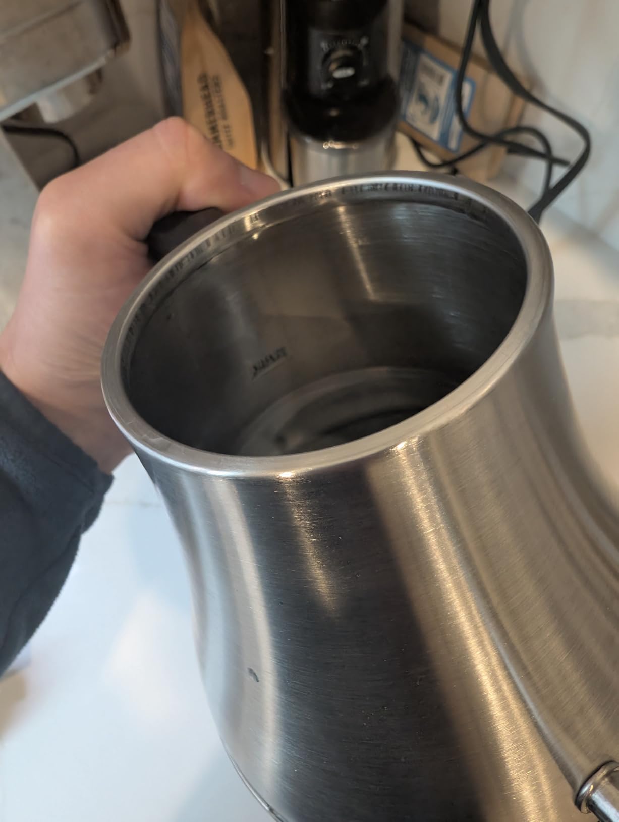 Cosori Gooseneck Electric Kettle with Temperature Control, 0.8L, Black | No Plastic Contact with Water, 5 Presets, 60-Min Keep Warm, Pour Over Coffee & Tea, Stainless Steel Interior, 1200W customer photo 2