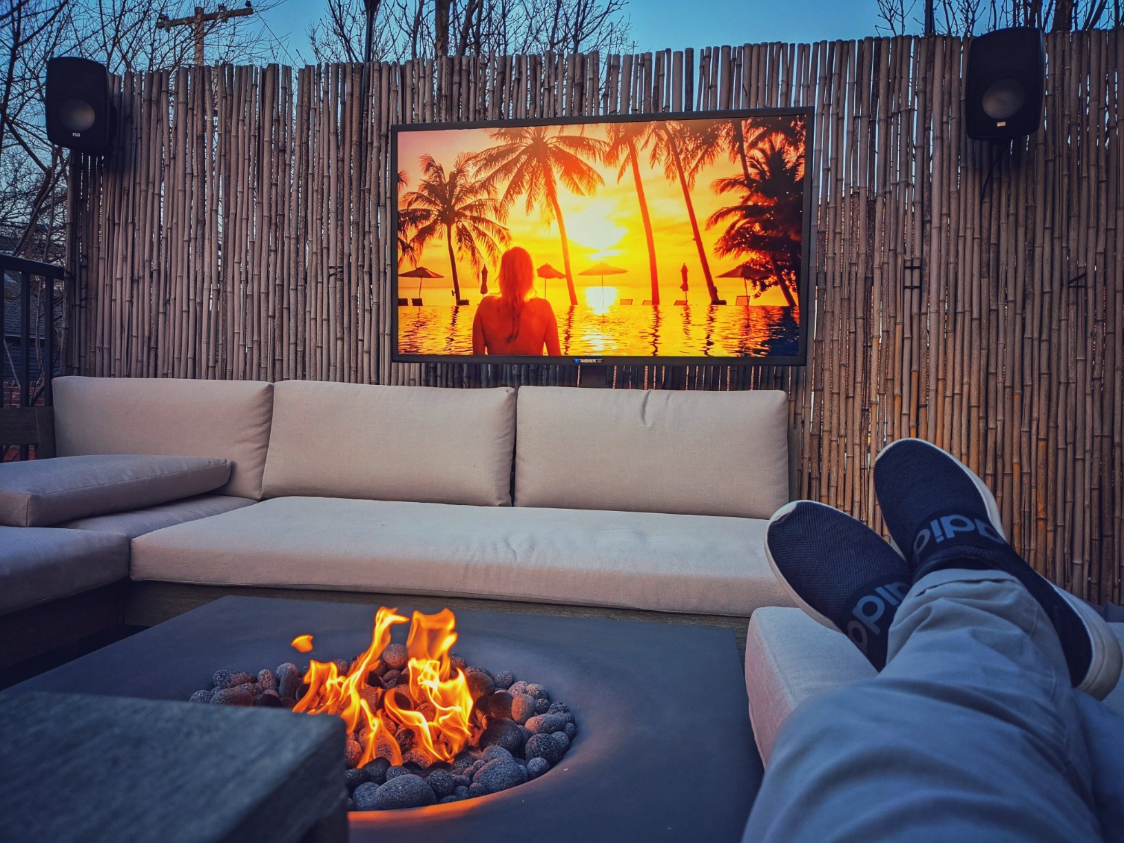 SunBrite 65-Inch Outdoor Television 4K with HDR - Signature 2 Series - for Partial Sun SB-S2-65-4K-BL (65-inch, Black) customer photo 1