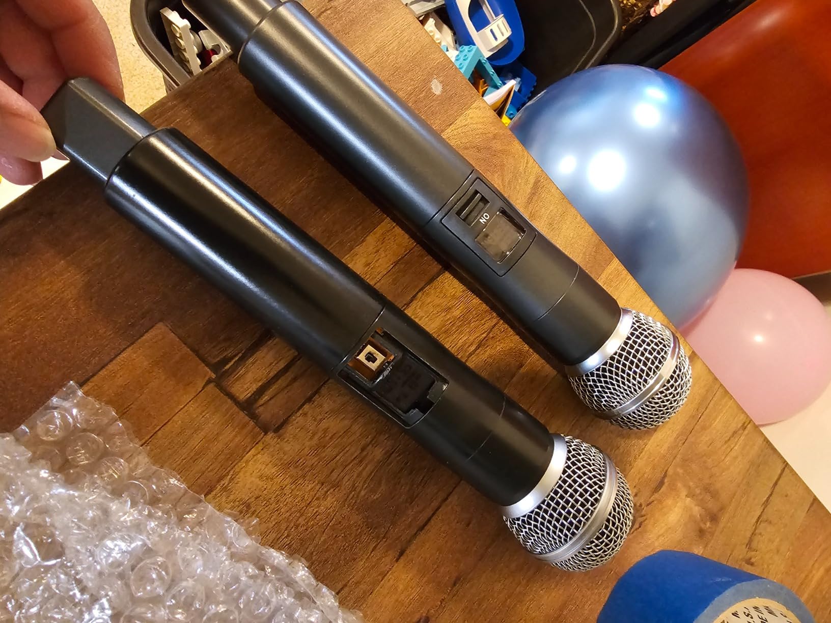 4-Channel Wireless Microphone System, Quad UHF Metal Cordless Mic, 4 Handheld Mics, Long Distance 150-200Ft, Fixed Frequency, 16 Hours Use for Karaoke Singing, Church customer photo 1