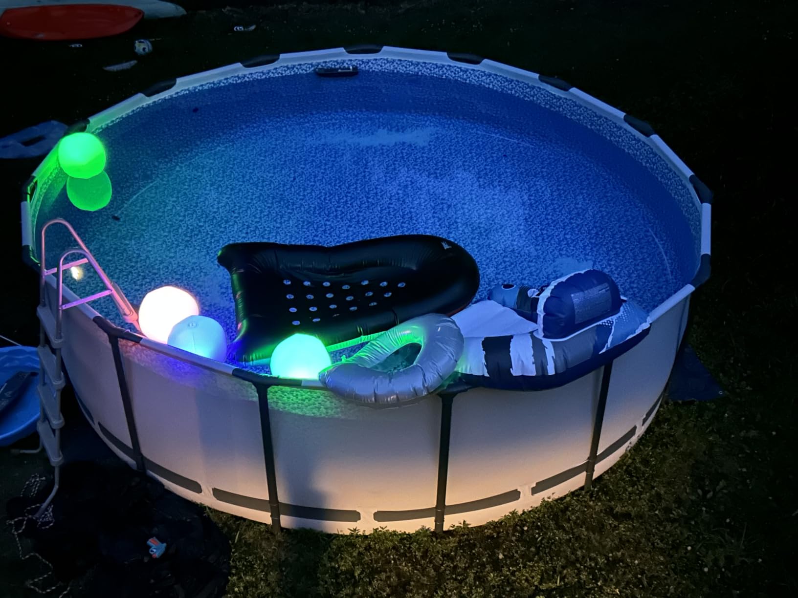 HAPIKAY Solar Floating Pool Lights, 2 Pack, 14-Inch Auto Color-Changing LED Light Balls, Waterproof Inflatable Solar Pool Light, Patio, Backyard Pond Event Wedding Decor customer photo 2