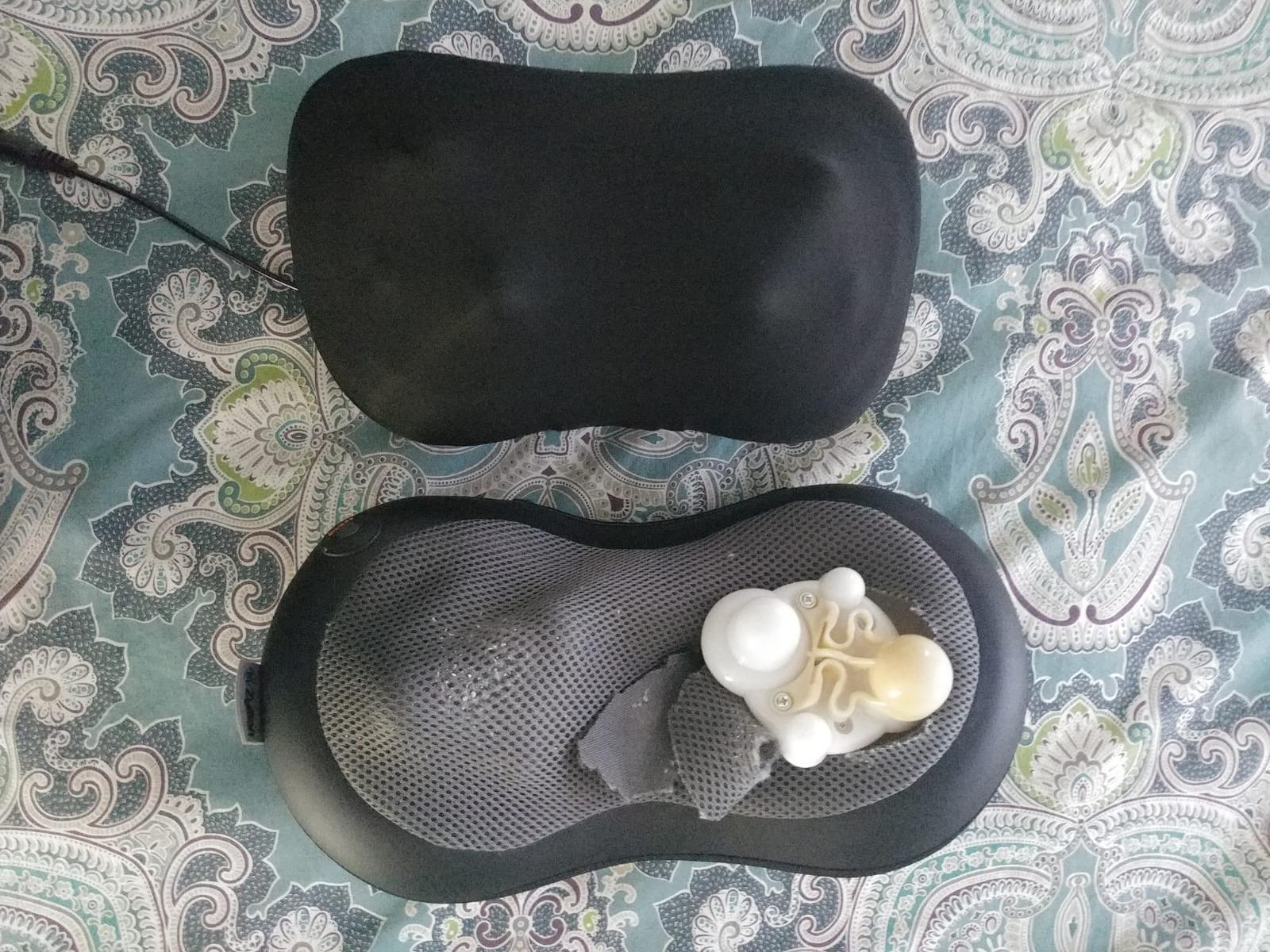 Etekcity FSA Eligible Cordless Neck Massager for Pain Relief Deep Tissue customer photo 1