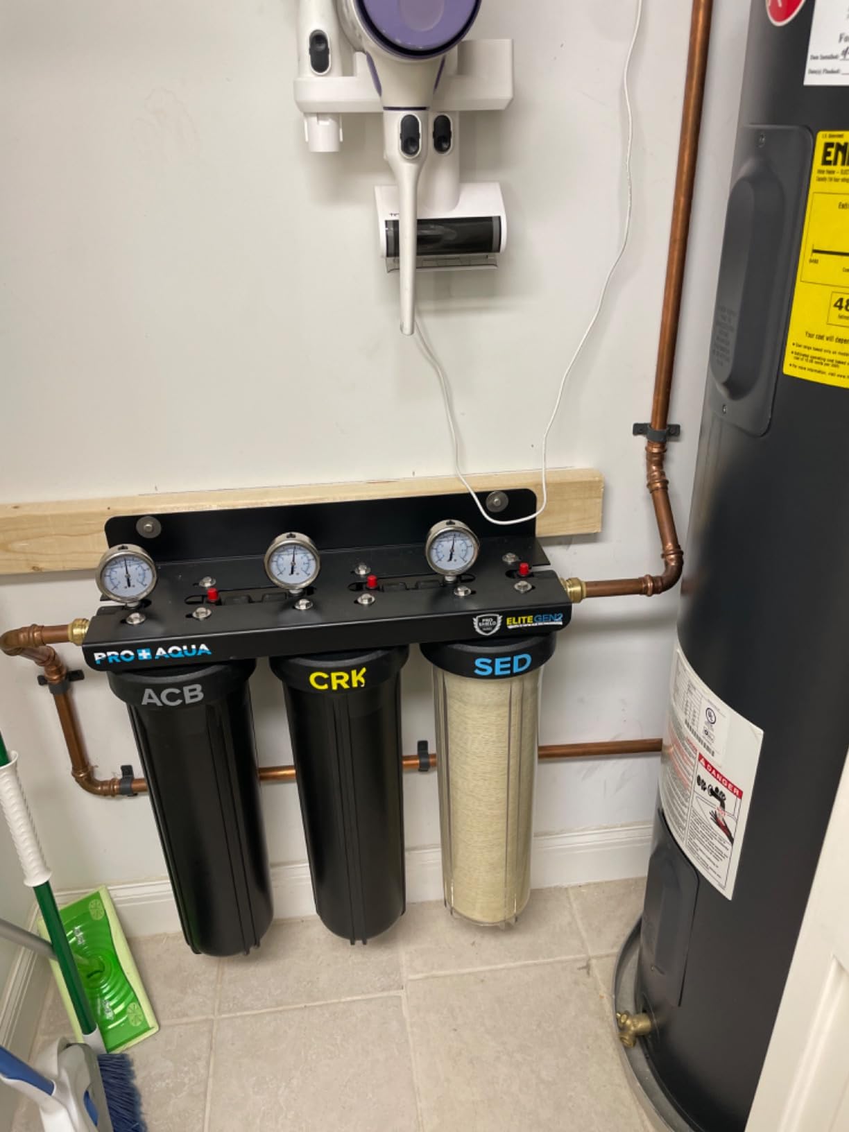 PRO+AQUA Elite Series GEN2 PRO-100-E 3-Stage Whole House Water Filtration System for City & Well Water with Pressure Gauges customer photo 2