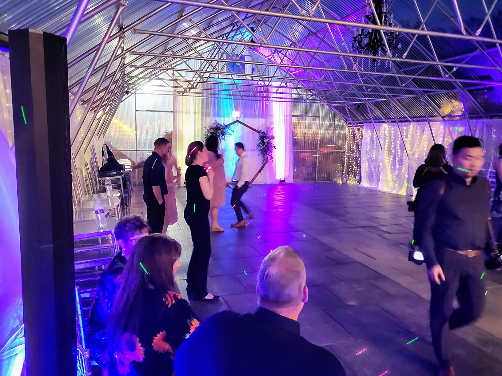 Rockville Battery PAR 50 18W LED DMX Wash Up-Light, Rechargeable Battery, Remote Control, RGB Color Mixing, Sound Activated, for DJs, Clubs, Parties, Weddings customer photo 2