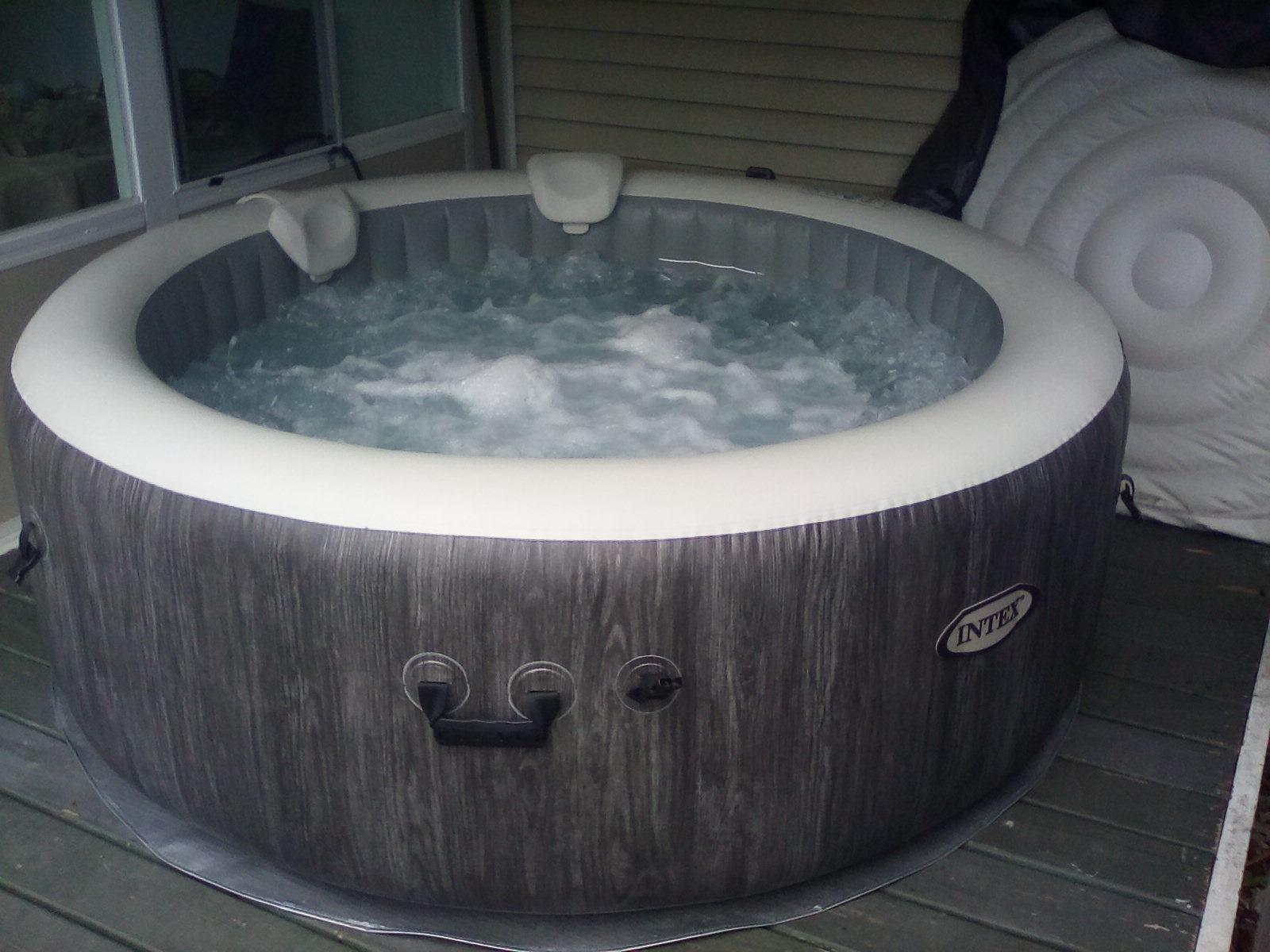Intex Greywood Deluxe 4 Person Outdoor Portable Inflatable Hot Tub Spa with Multi-Color LED Light, Foam Headrests, and 140 Soothing Bubble Jets, Gray customer photo 2