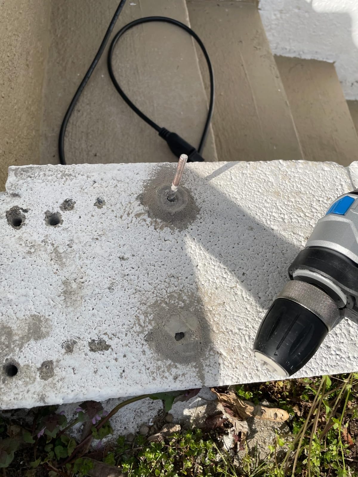 Hammerhead 7.5-Amp 1/2 Inch Variable Speed Hammer Drill with 6pcs Bit - HAHD075 customer photo 2