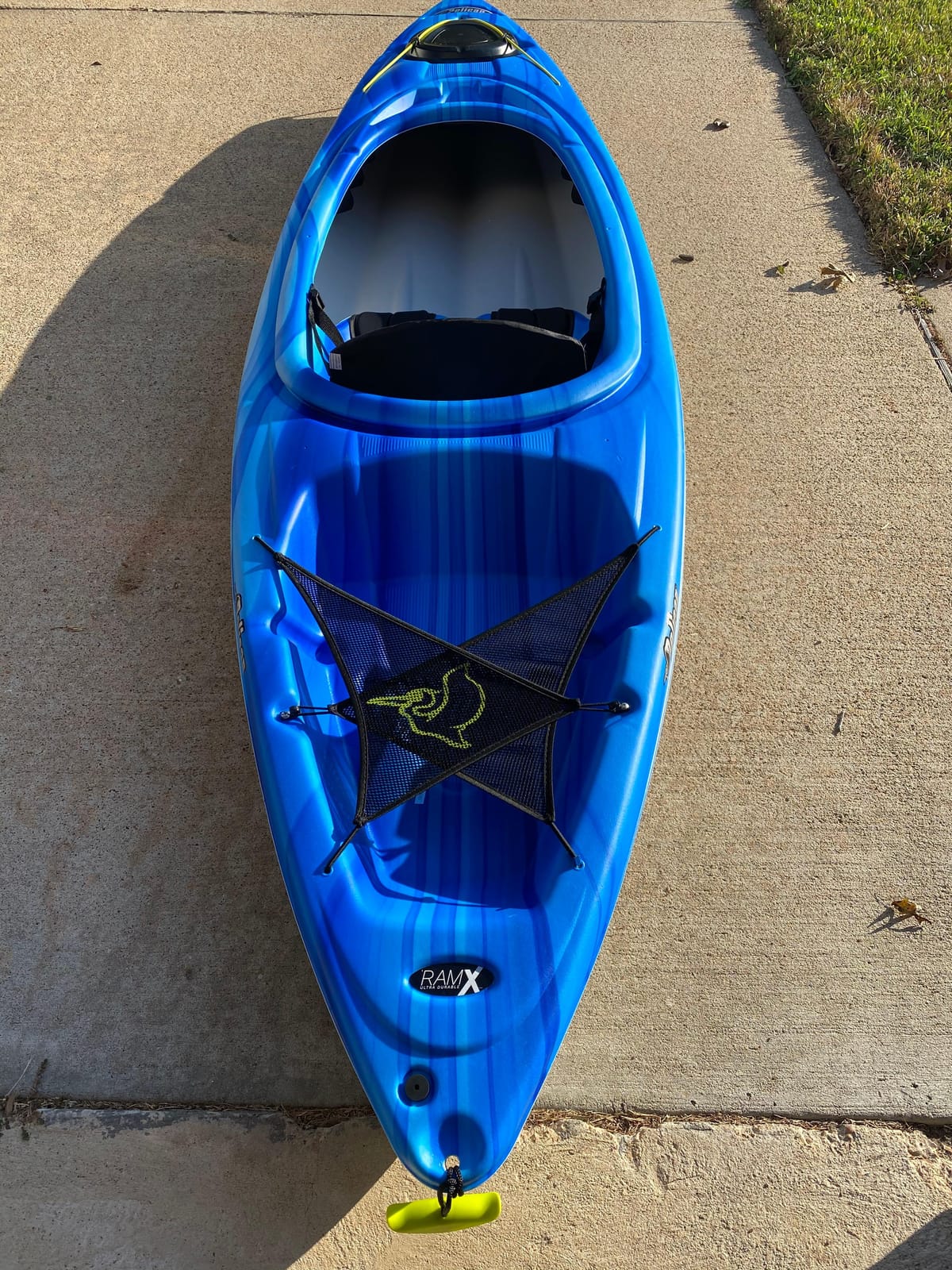 Pelican Argo 100X - Recreational Sit in Kayak - Lightweight Patented Ram-X Material - Ergoform Seating System - 10 ft customer photo 1