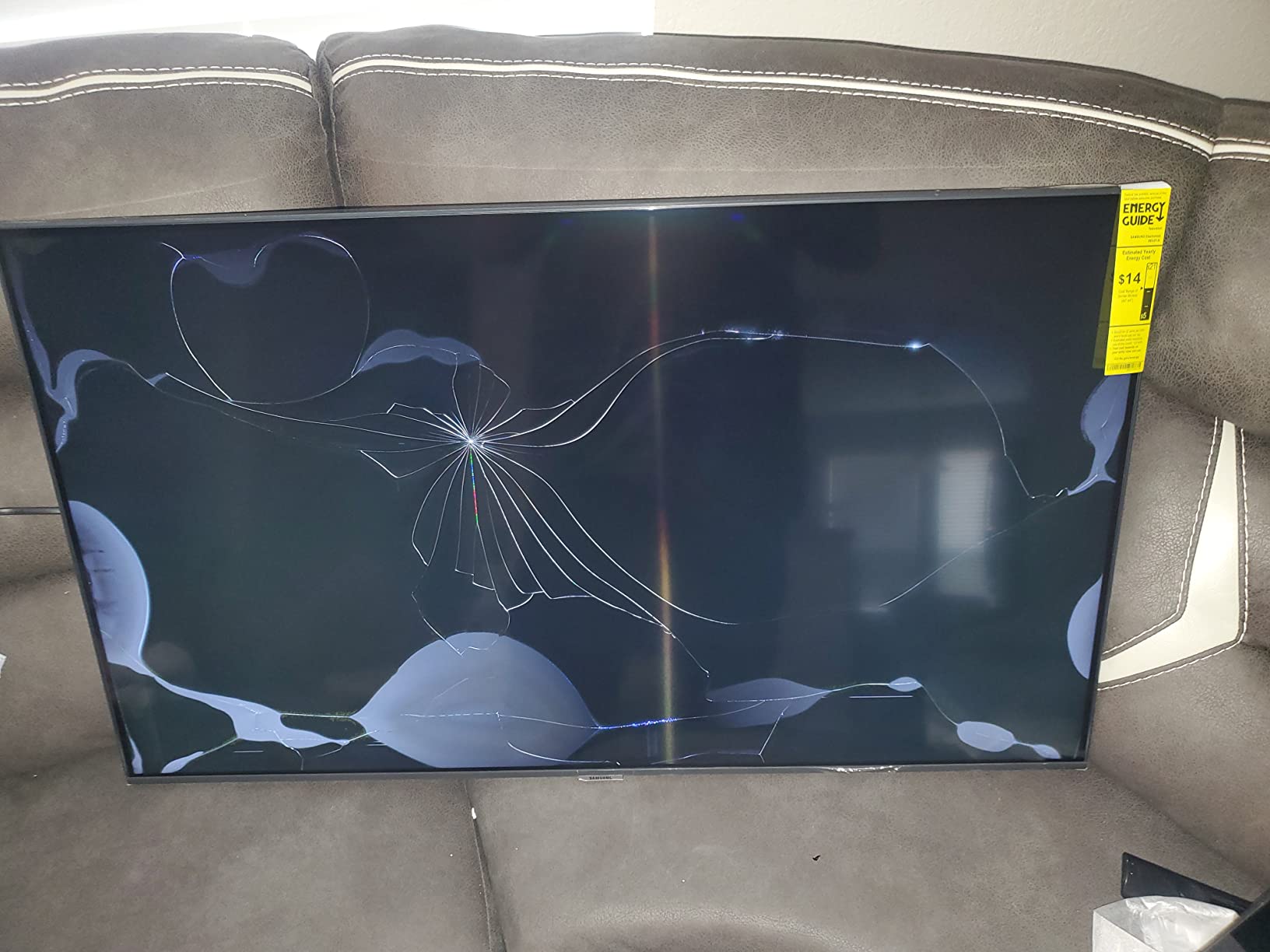 Samsung 50-Inch BE50T-H Pro TV | Commercial | Easy Digital Signage Software | 4K | HDMI | USB | TV Tuner | Speakers | 250 nits, Black customer photo 2