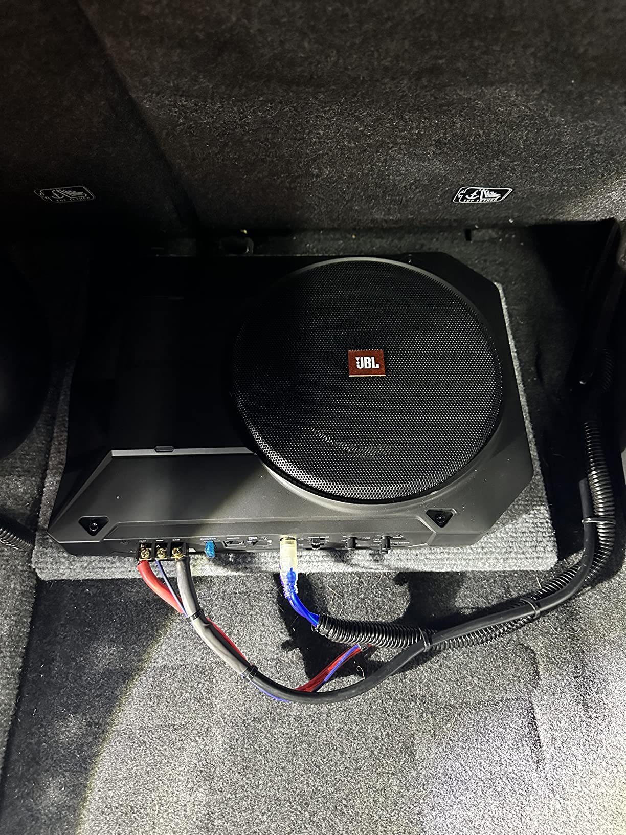 JBL Basspro SL2 - Powered Under-Seat Subwoofer System, Black customer photo 1