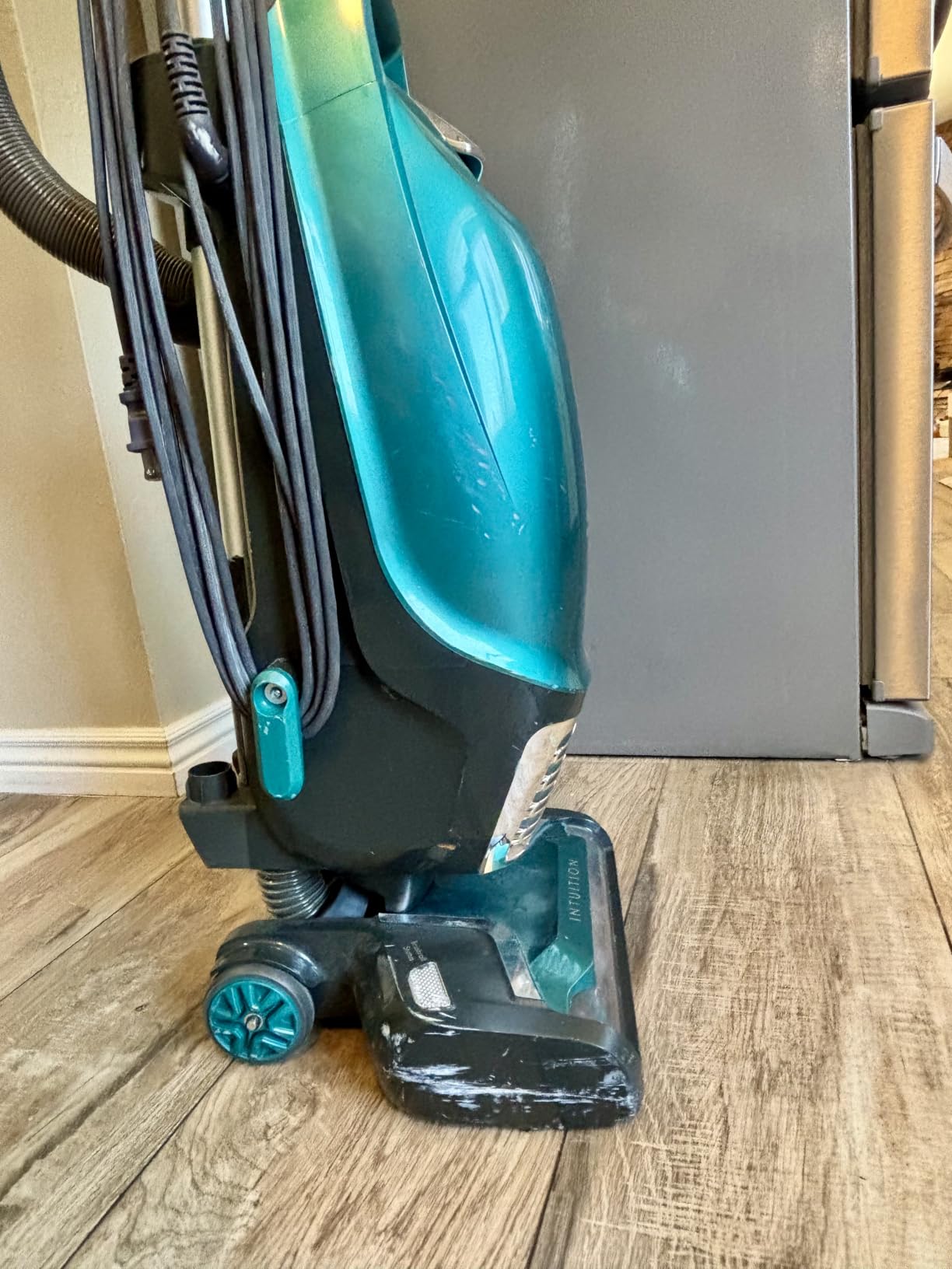 Kenmore Intuition Bagged Upright Vacuum Lift-Up Carpet Cleaner customer photo 1