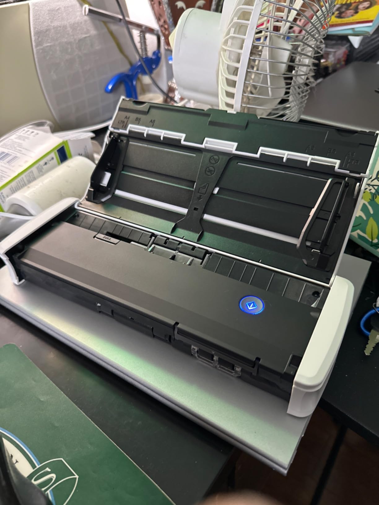 Canon imageFORMULA R10 - Portable Document Scanner customer photo 1
