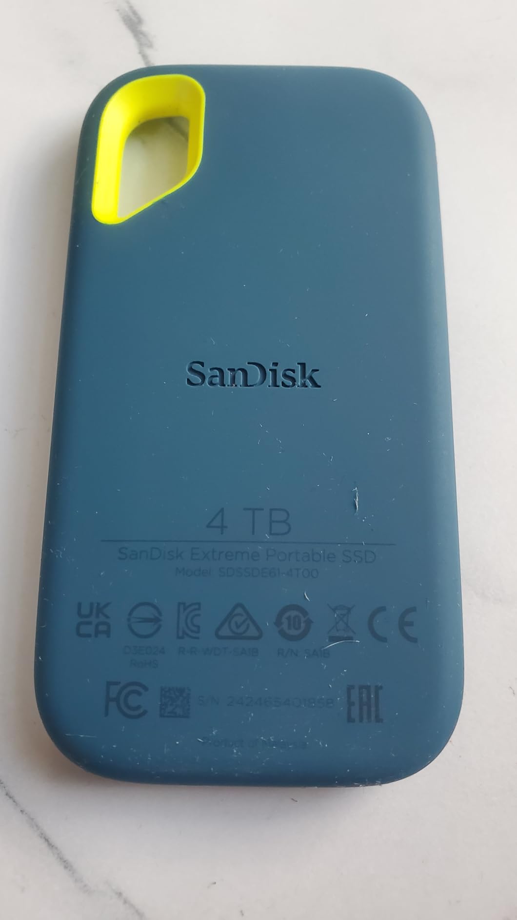 SANDISK 2TB Extreme Portable SSD (Up to 1050MB/s, USB-C, USB 3.2 Gen 2, IP65 Water and Dust Resistance) customer photo 1
