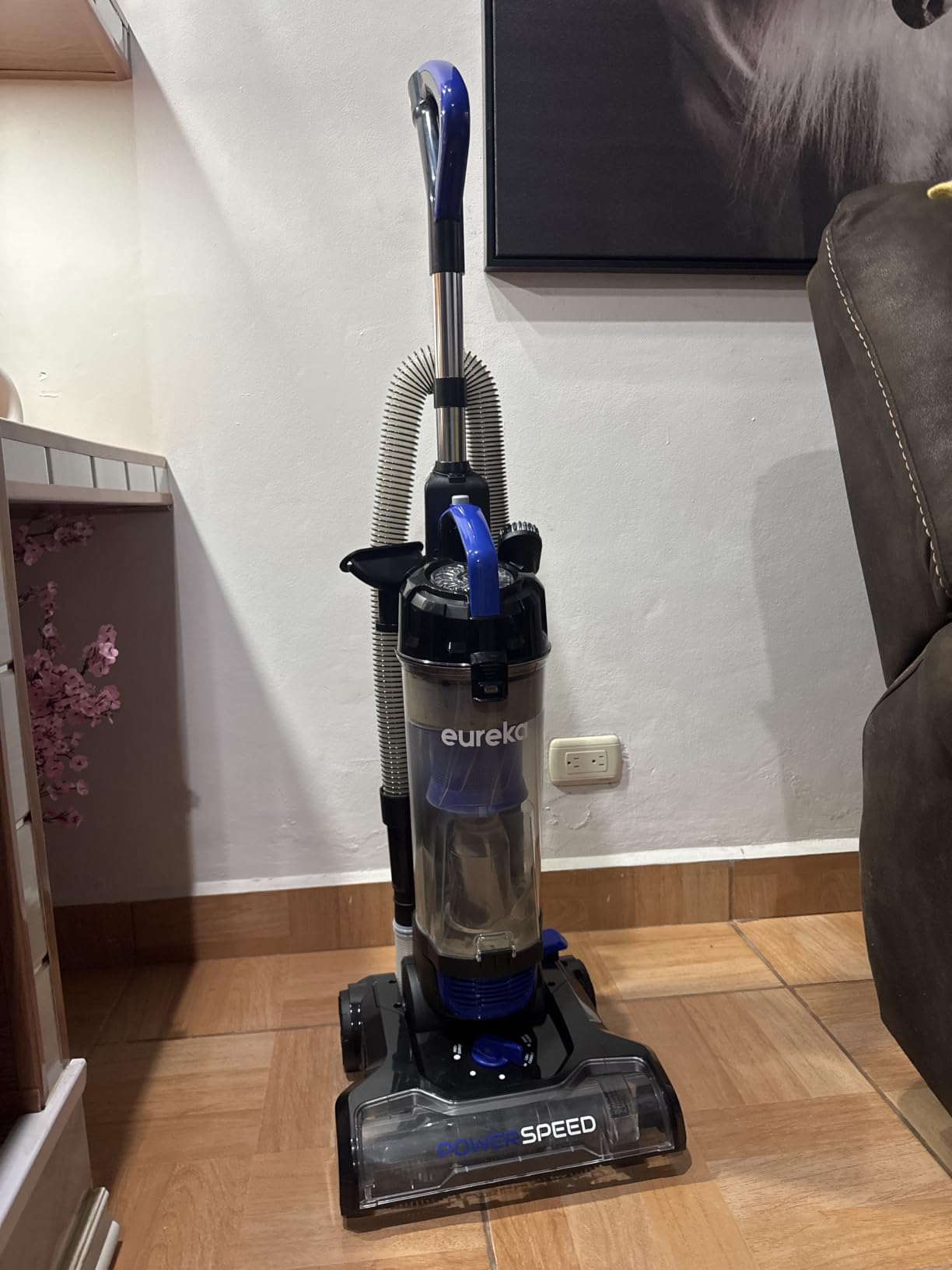 Eureka Lightweight Powerful Upright Vacuum Cleaner for Carpet and Hard Floor, PowerSpeed, New Model customer photo 1